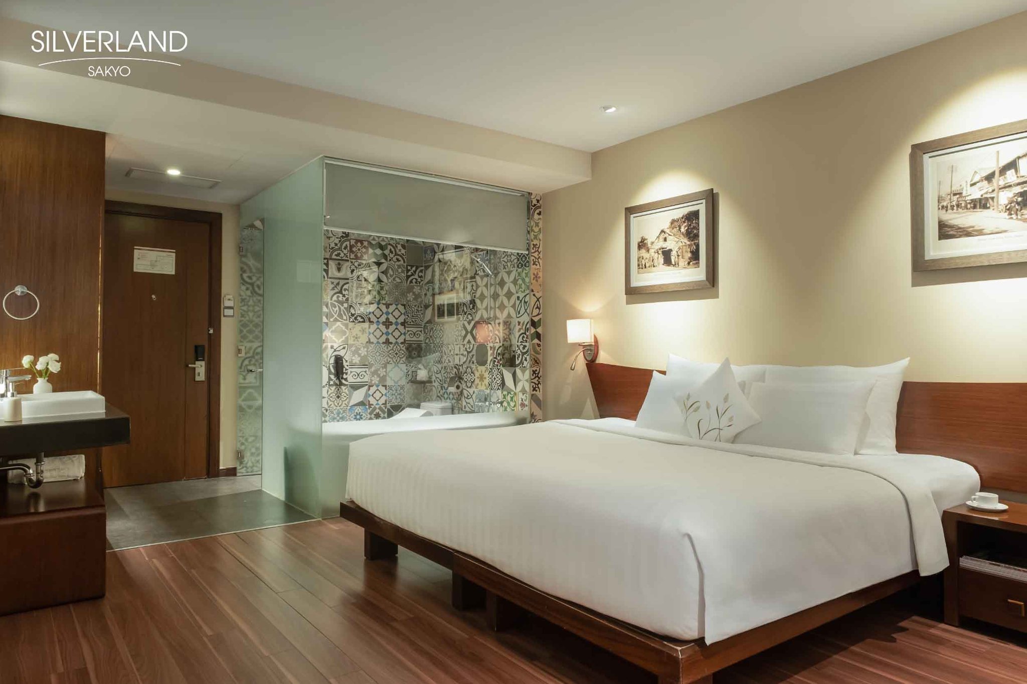 Symphony_Deluxe_(2)_S