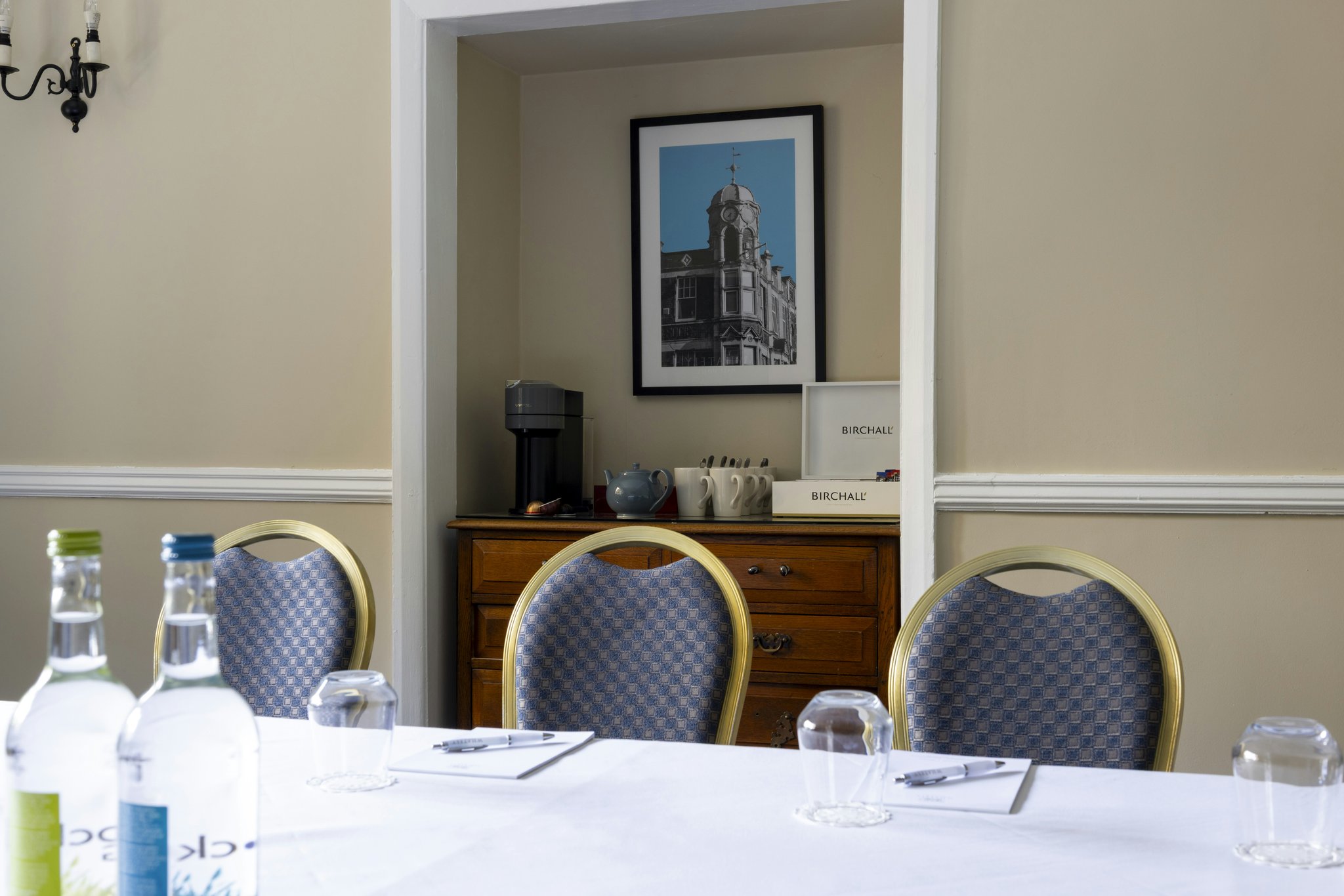 HHNA2uXql0ualjeg0Pe4Q_Harness_Meeting_Room_(4)_S