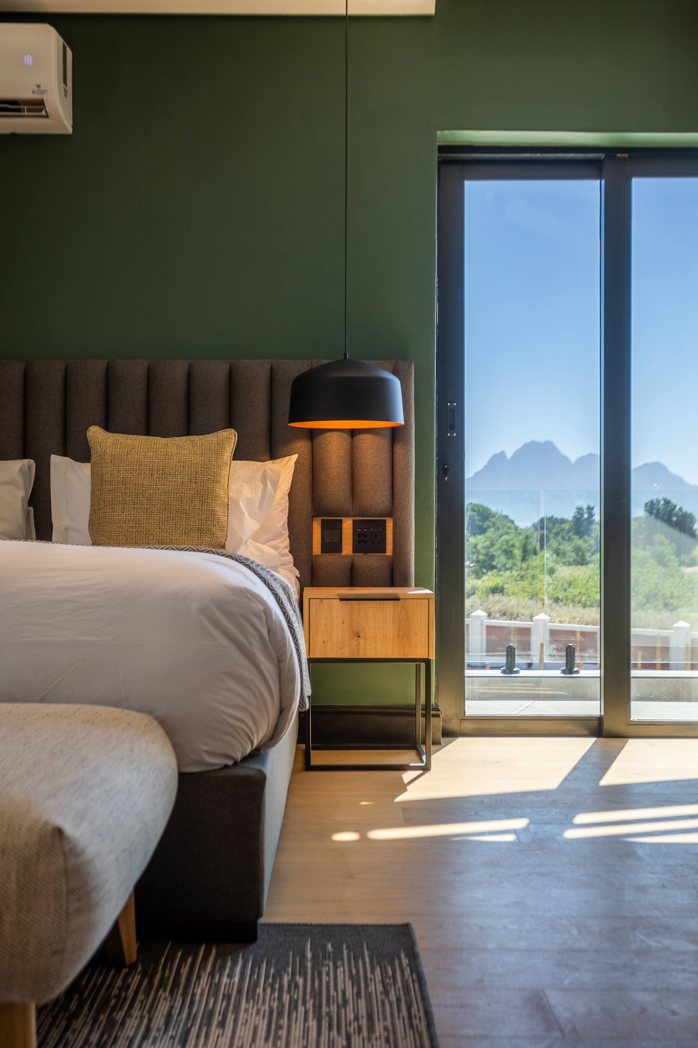 Executive_Room_(34)_S