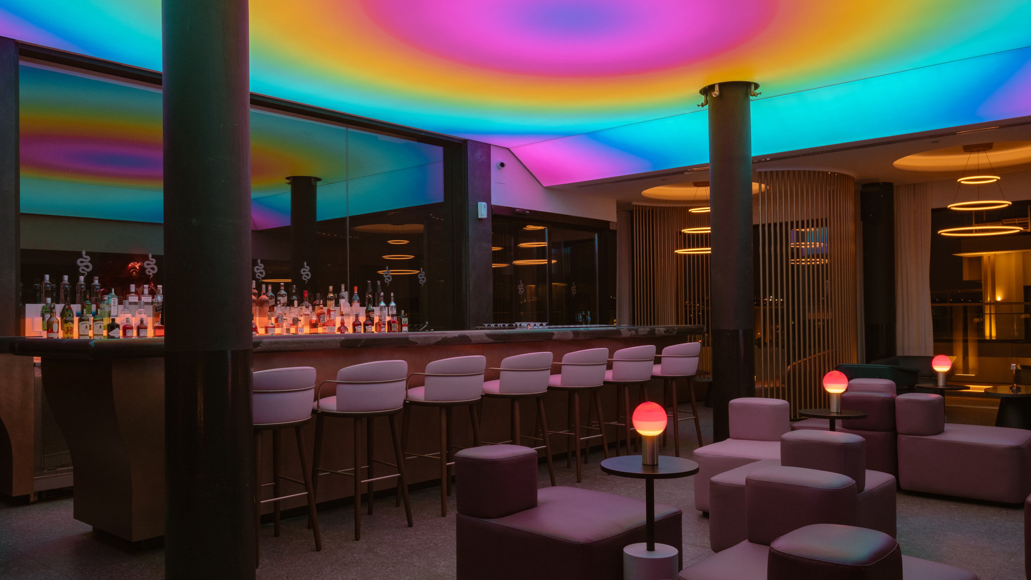 AX_ODYCY_-_Dining_-_Medusa_Bar_and_Lounge_(2)_S