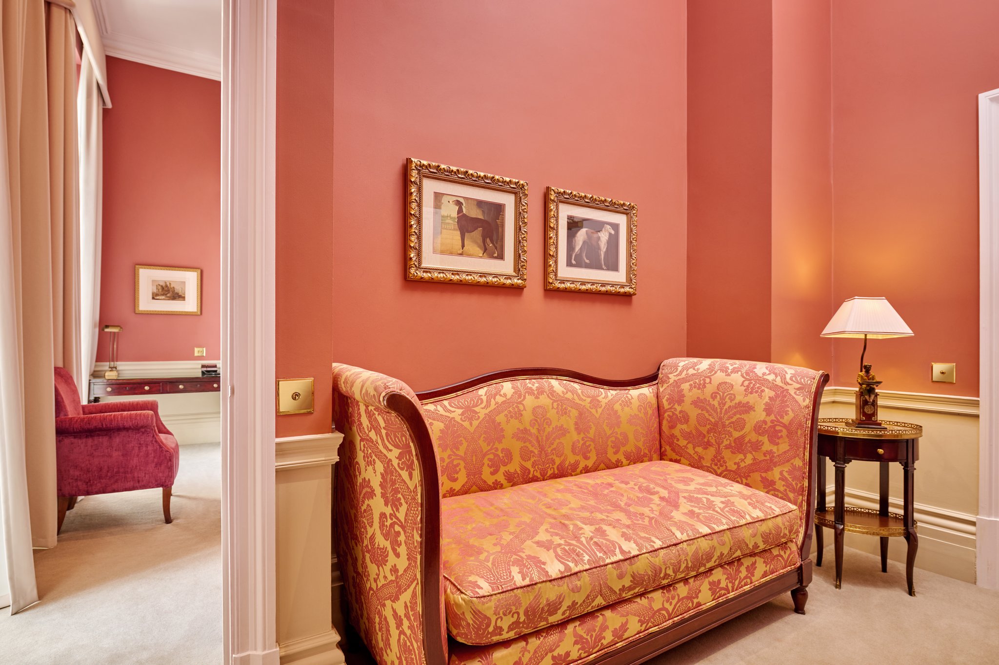 Suite_with_Balcony4_S