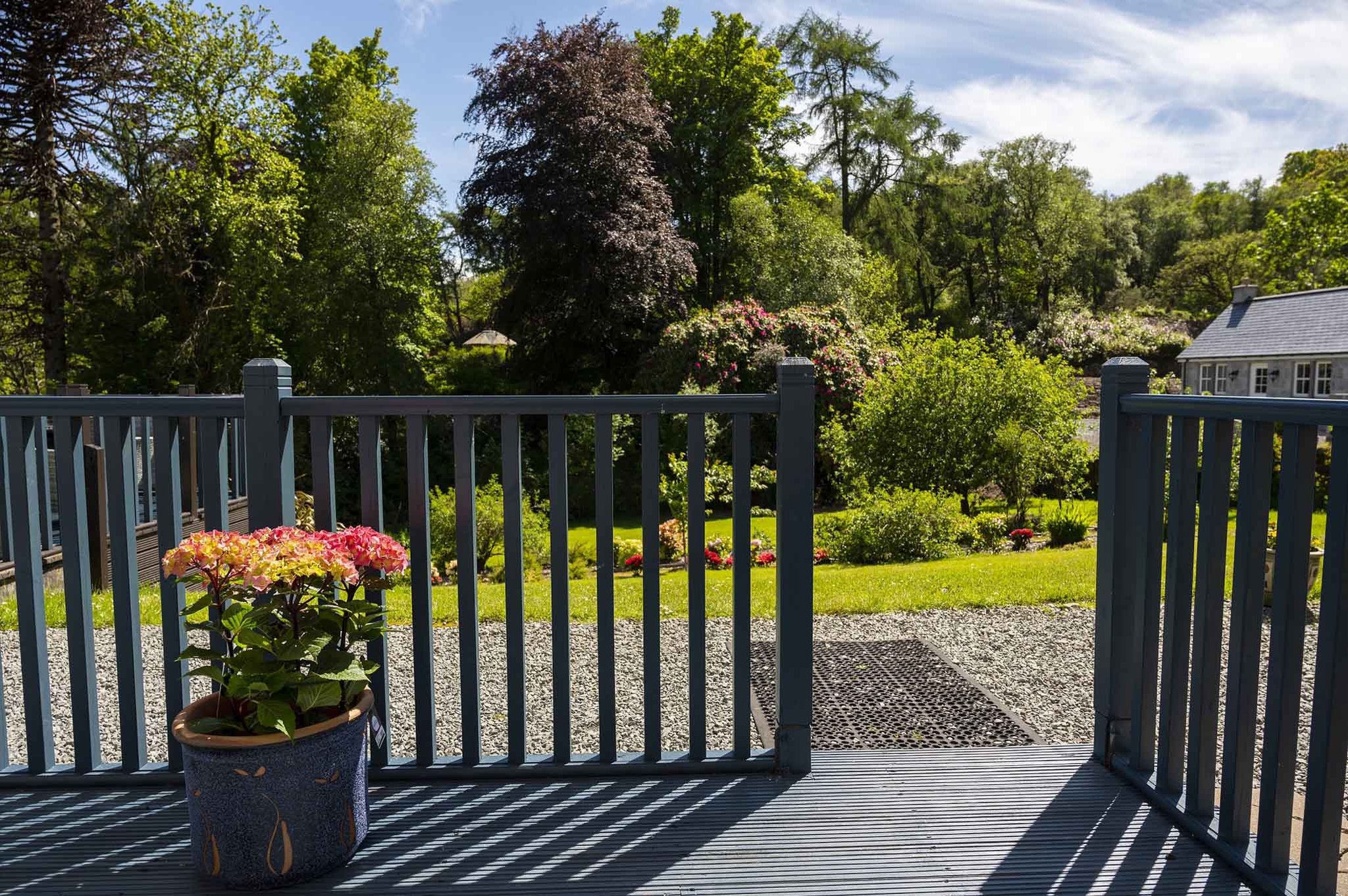 Master_Suite_View_Over_Gardens_S