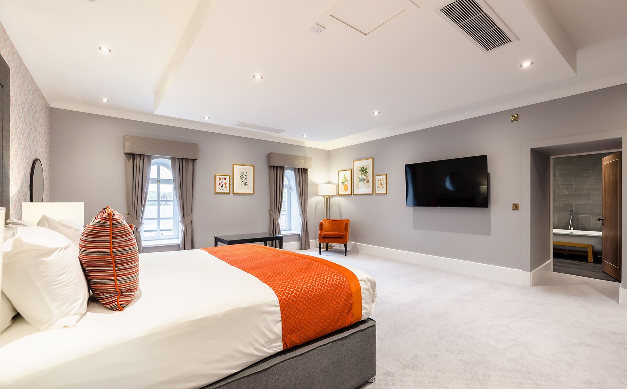 Hensol_Castle_Room2_S