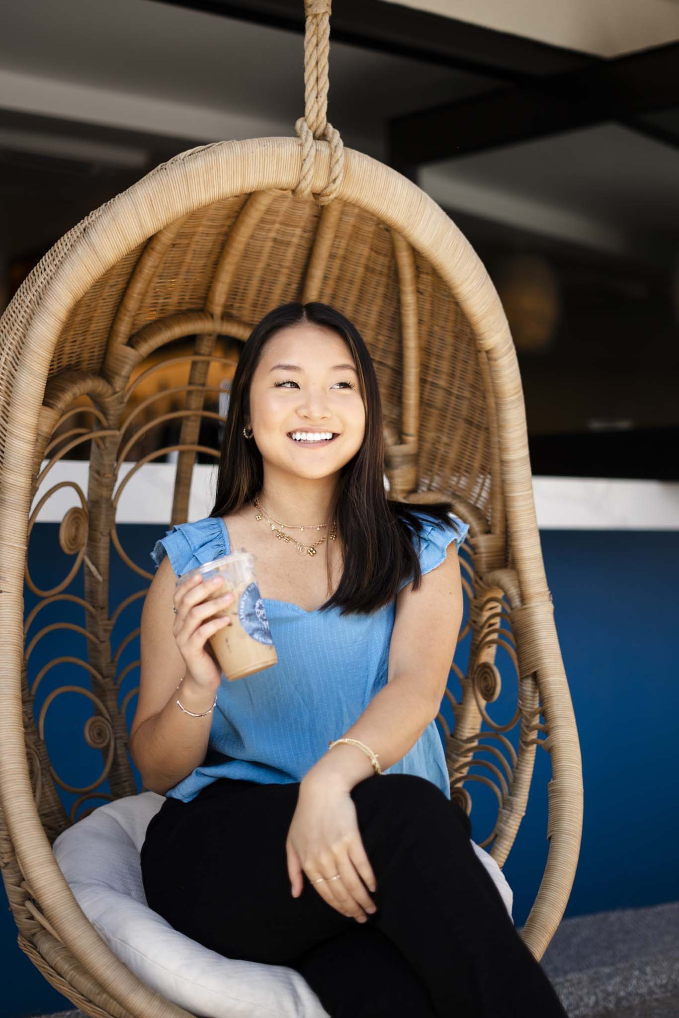 Hanging_Chairs_by_Pool_S