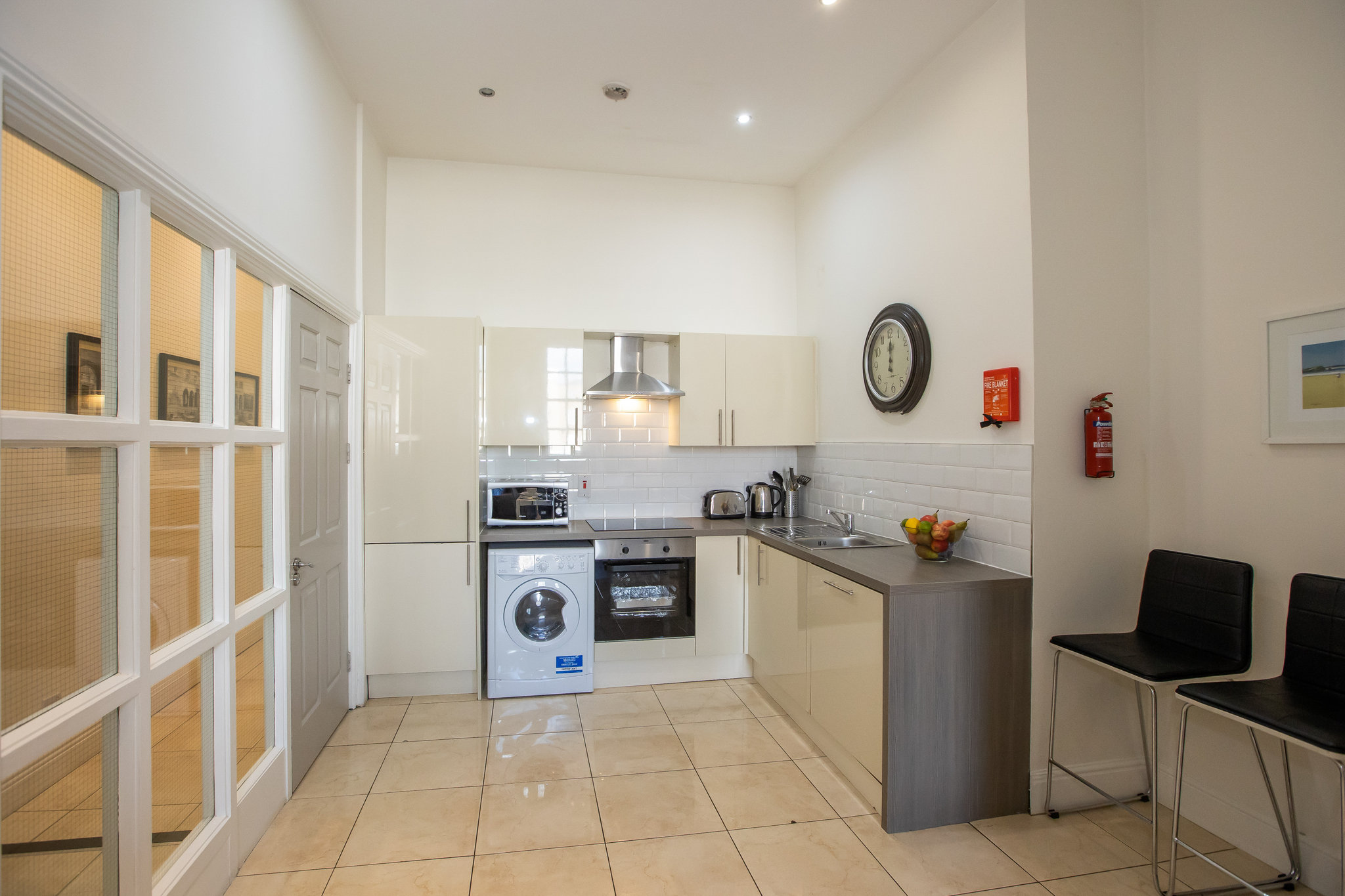 3_Bedroom_Apartment_Wellington_Quay_Kitchen_S