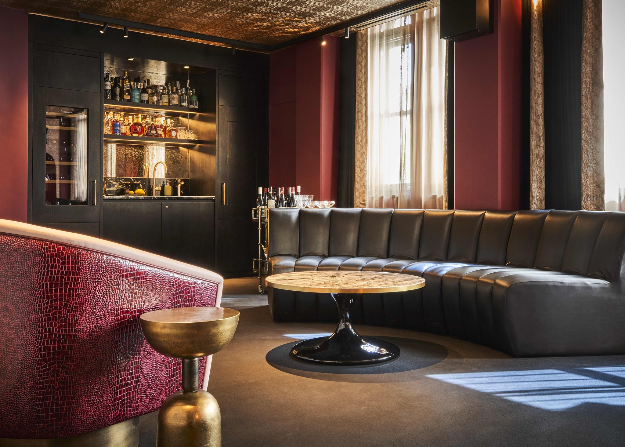 Chateau_Denmark_York_Apartment_living_S