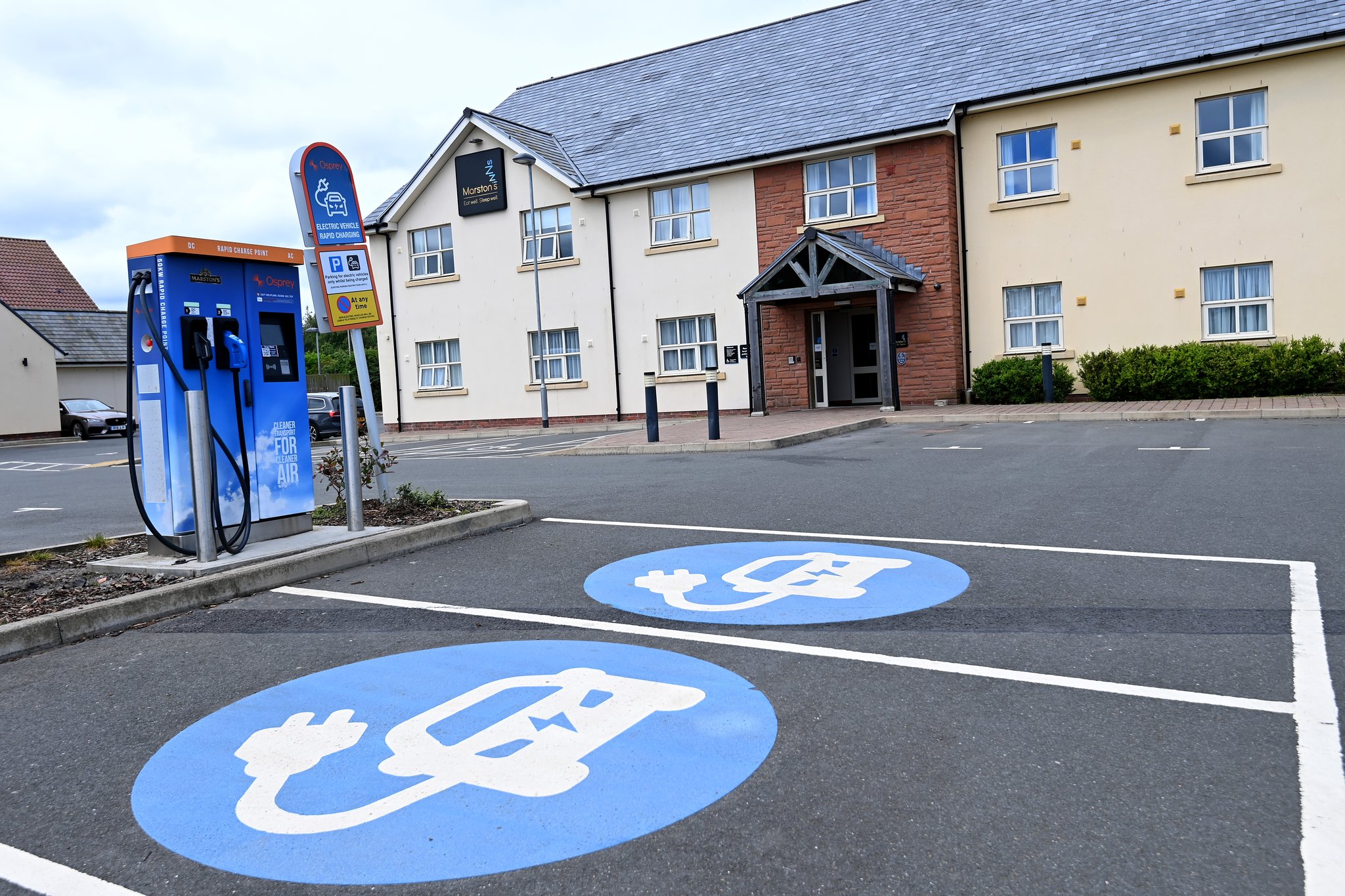 upeSj5kWGwYJLtckBAg_EV_Charging_Ports_S