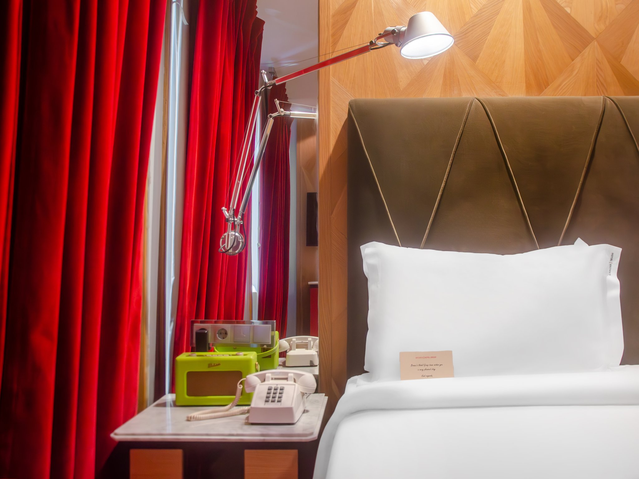 Small_Room_Interior_View_(1)_S