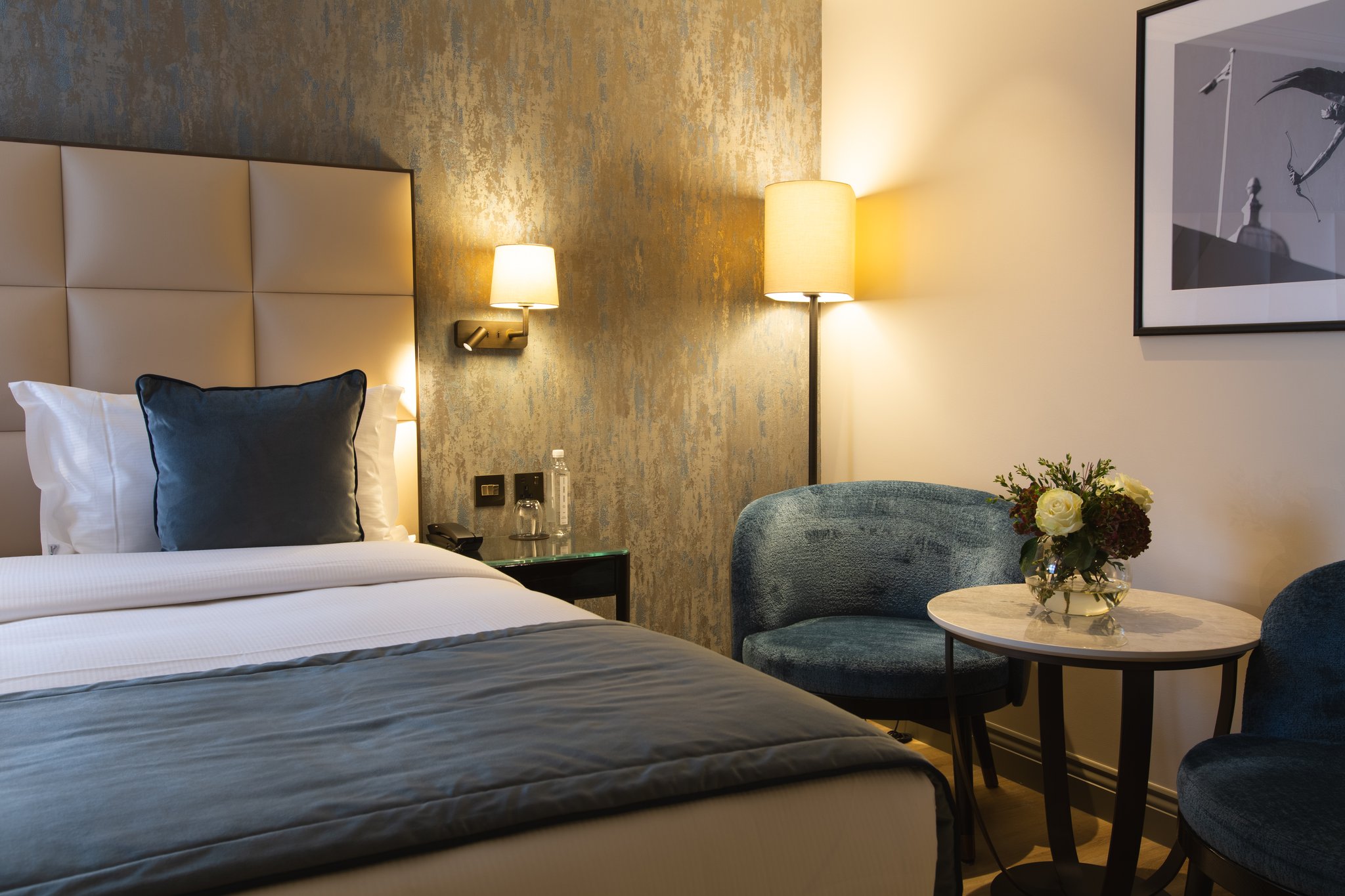 bQy7dgaRWUOpK5eAnVUFqA_Signature_Room-05_S