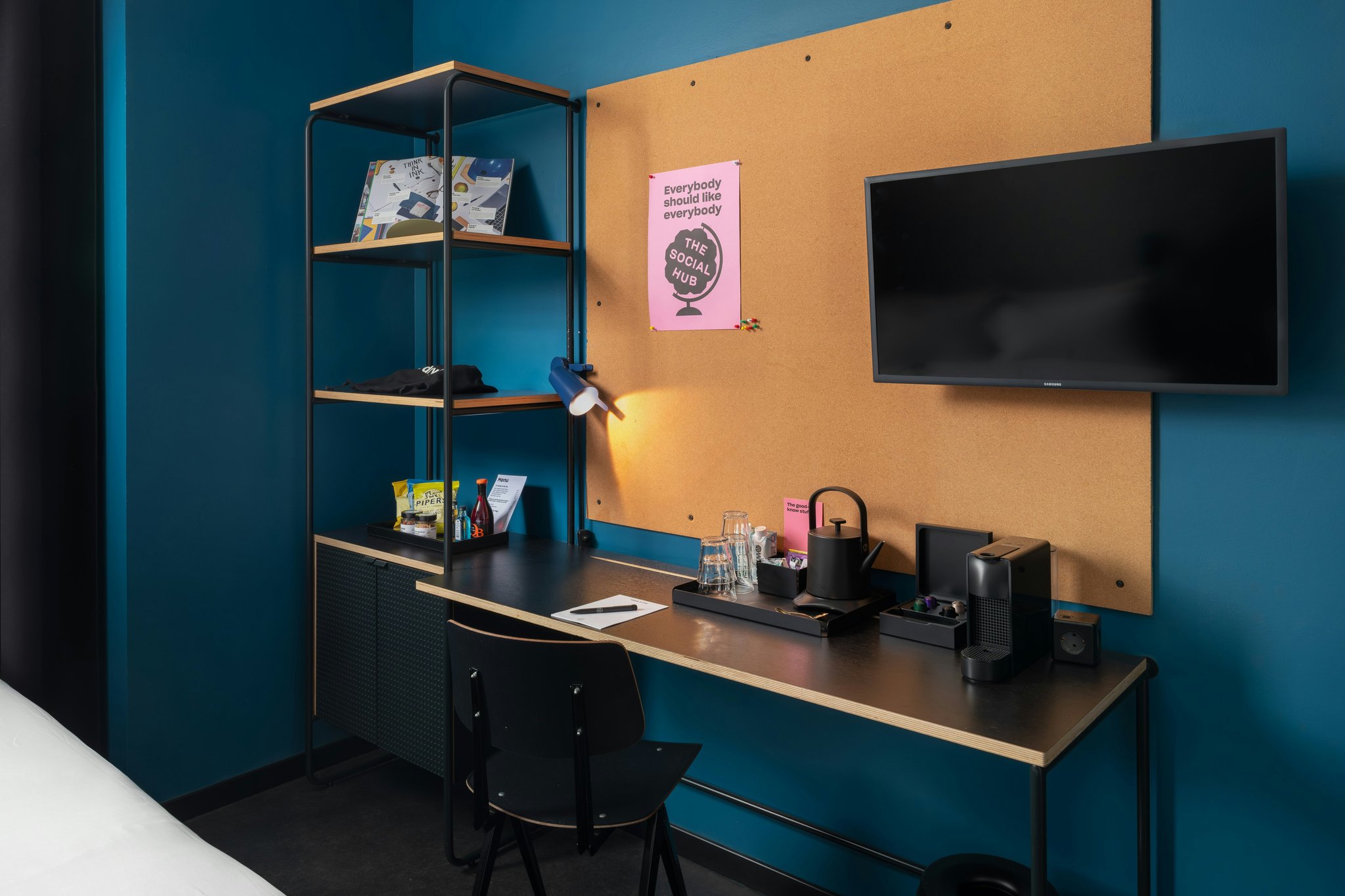 rb5xDaXNrkKHiiqNzupKw_Standard_Queen_(3)_S