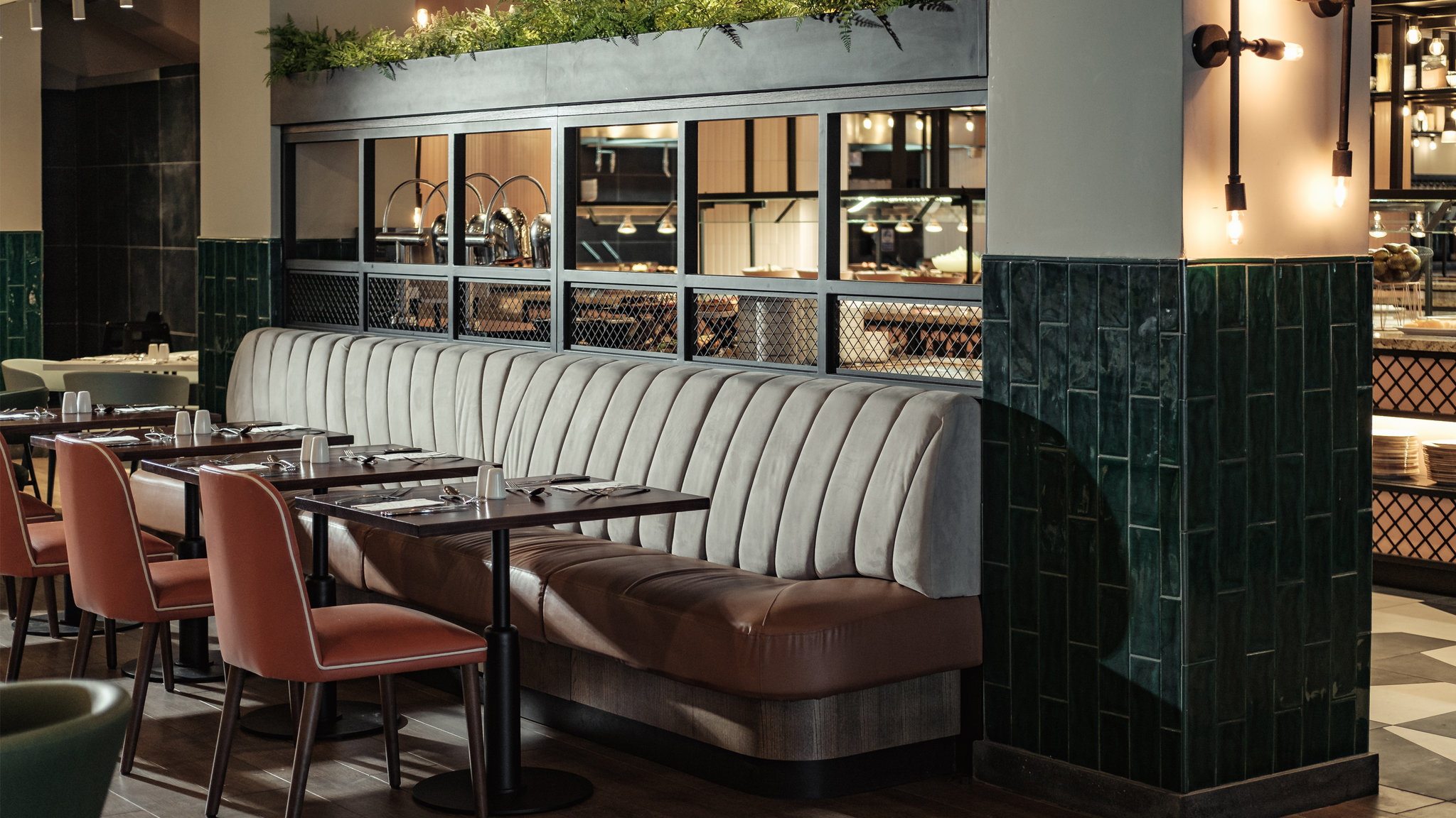 AX_ODYCY_-_Dining_-_Deck_(1)_S