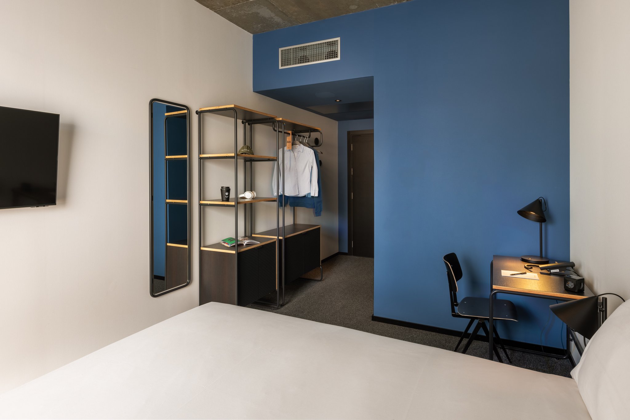 LQLZRAq1Mk2ap5YdEwNJg_Standard_Double-1_S