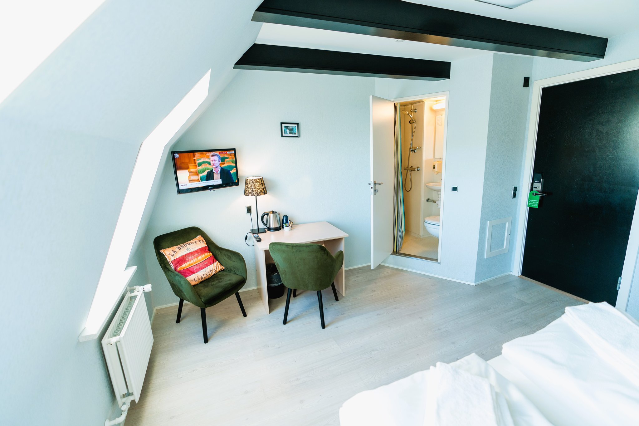 economy-double-room-prinsen-hotel-first-partner-aalborg-A_S