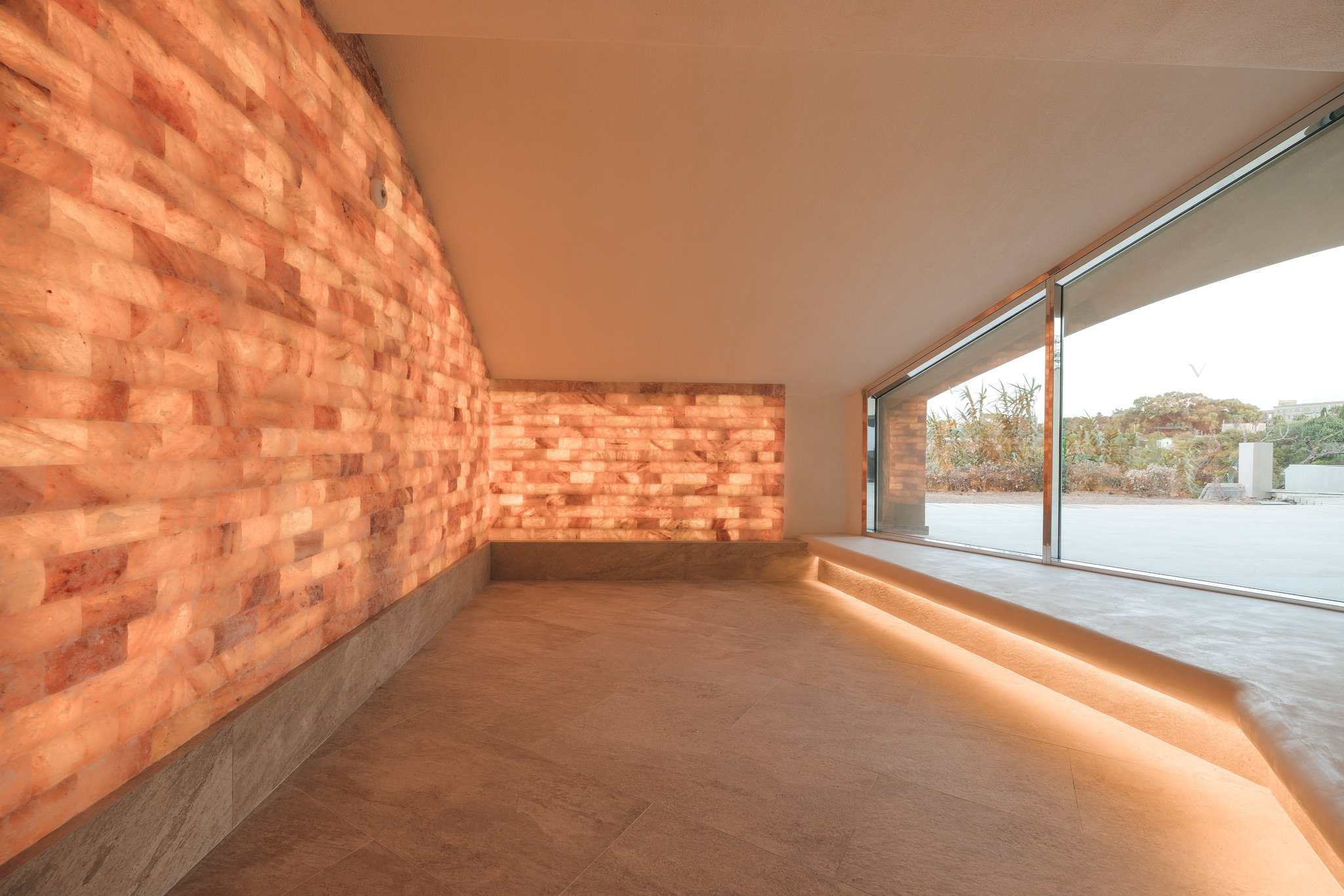 Verdala_Wellness_Hotel_-_Spa_Facilities_-_Salt_Cave_S