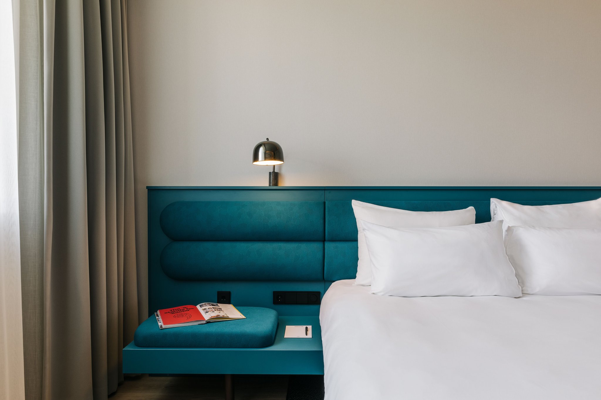 PbW1y06GUUG7Q2tItYemSw_Deluxe_Double_Room_S