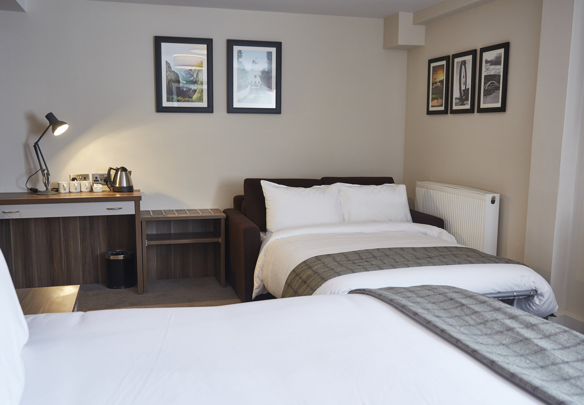 6370_DB_HH_NewInnMotel_Newport_Venue_2023_4_S