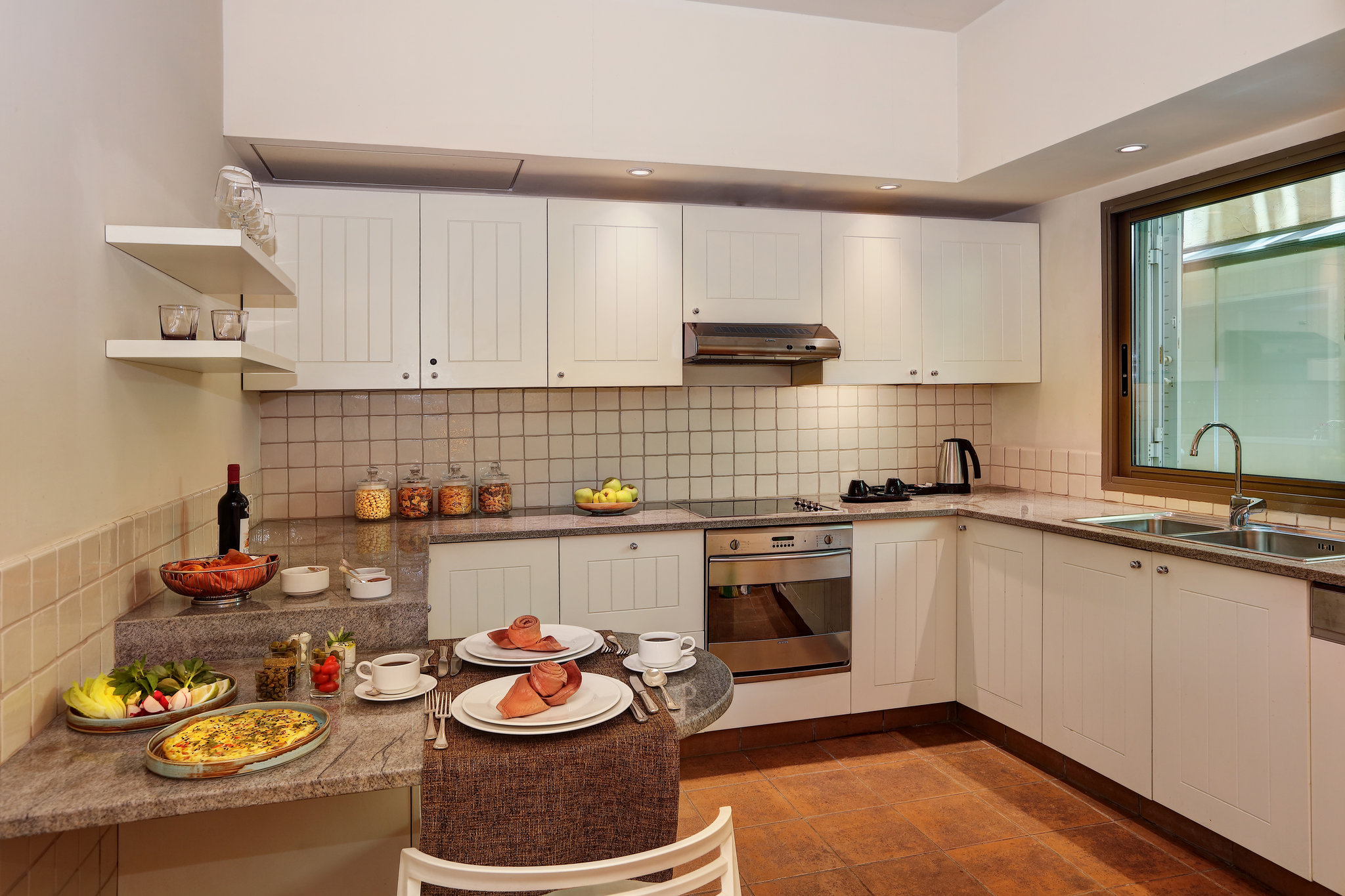 Two_Bedroom_Appartment-2BA-kitchen_S