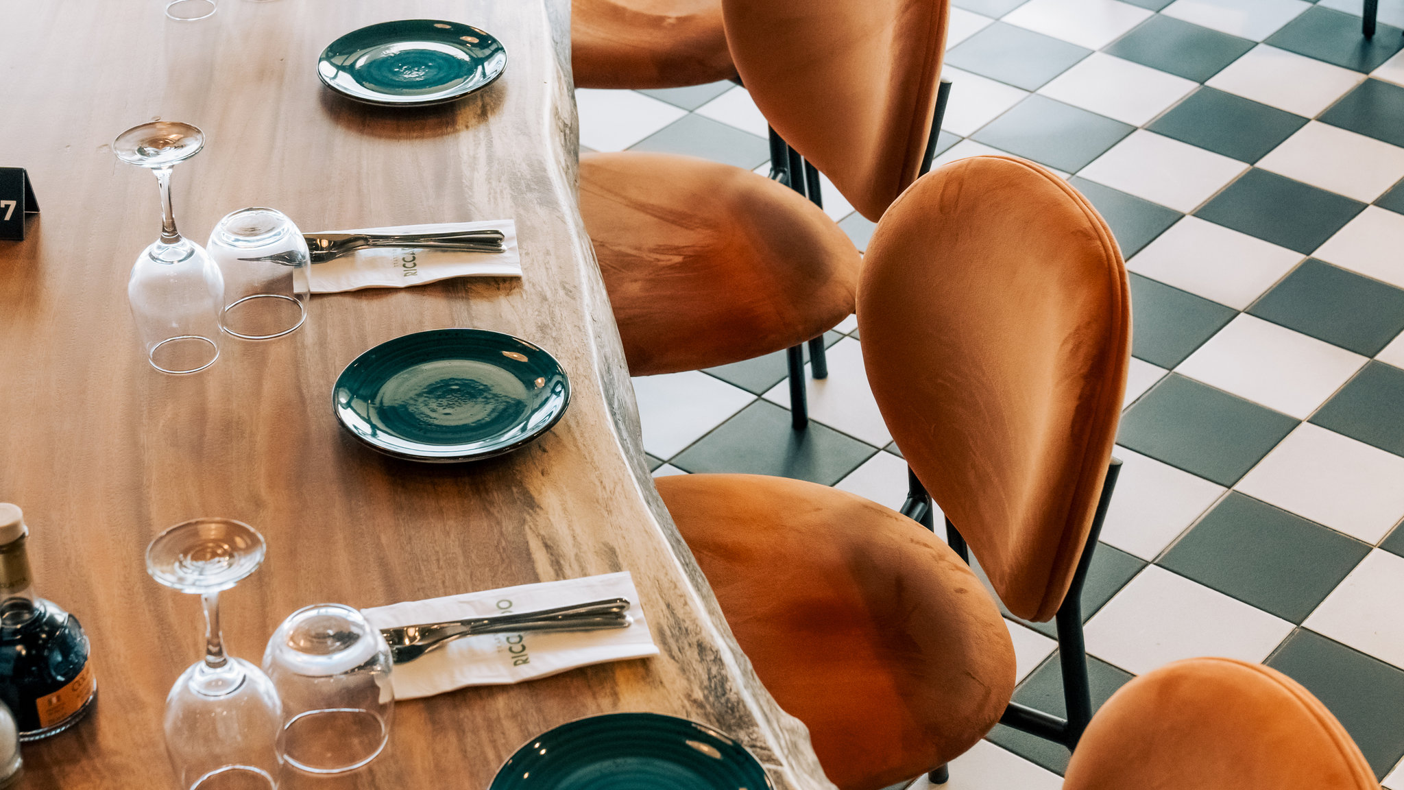 AX_ODYCY_-_Dining_-_Trattoria_Riccardo_(4)_S