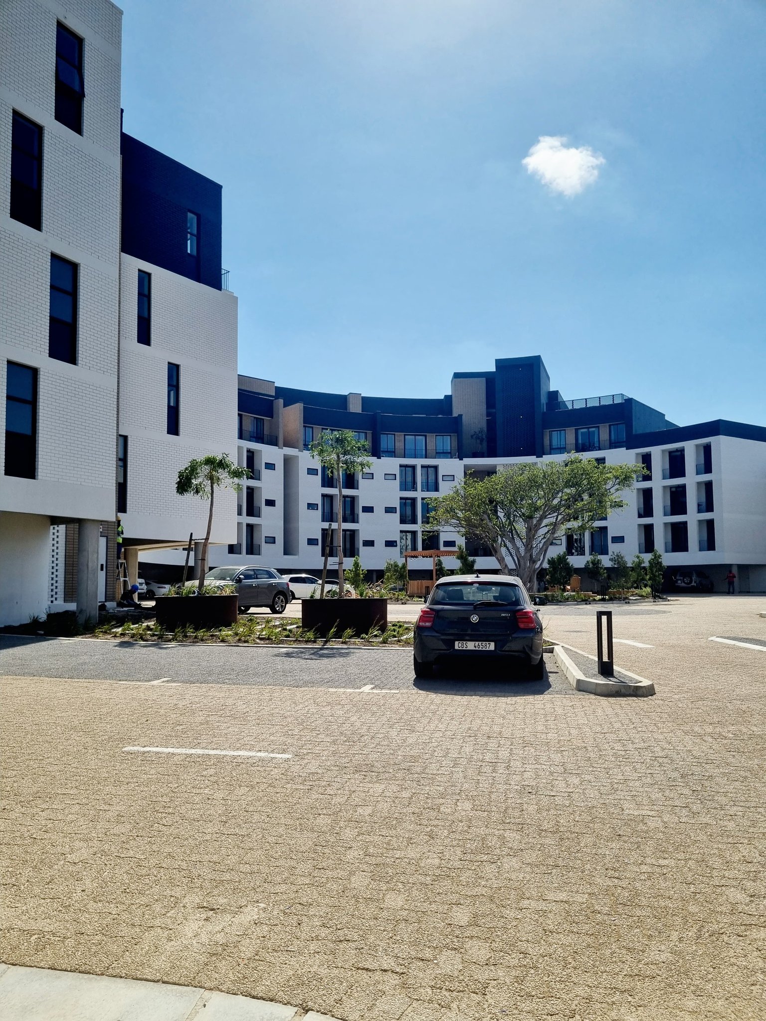 On_Park_Exterior-04_S