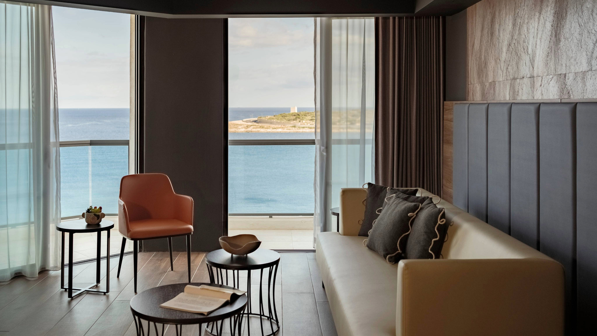 AX_ODYCY_-_Rooms_-_Junior_Suite_(3)_S