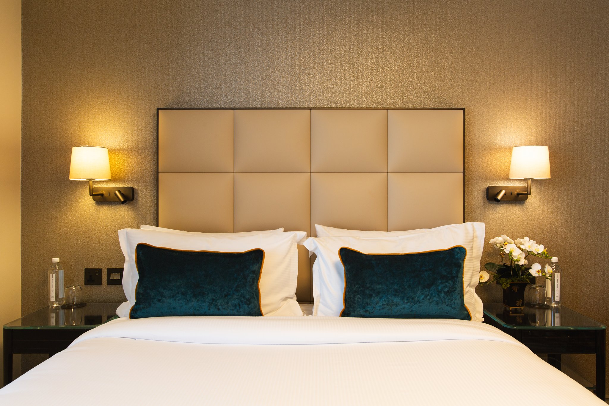 Un7Xzj1tCkeEX2woh0i8Qg_01_Rathbone_bedroom_one-9_-_Double_S