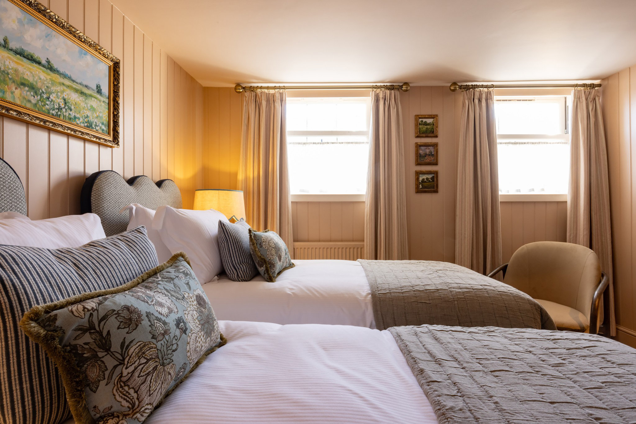 Really_Comfy_Twin2_S