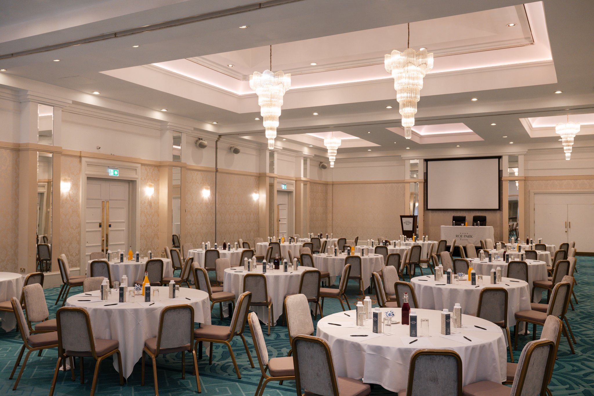 VSG3n767Y0y0D9RXCNVgag_Function_Space_-_Roe_Valley_Suite__S