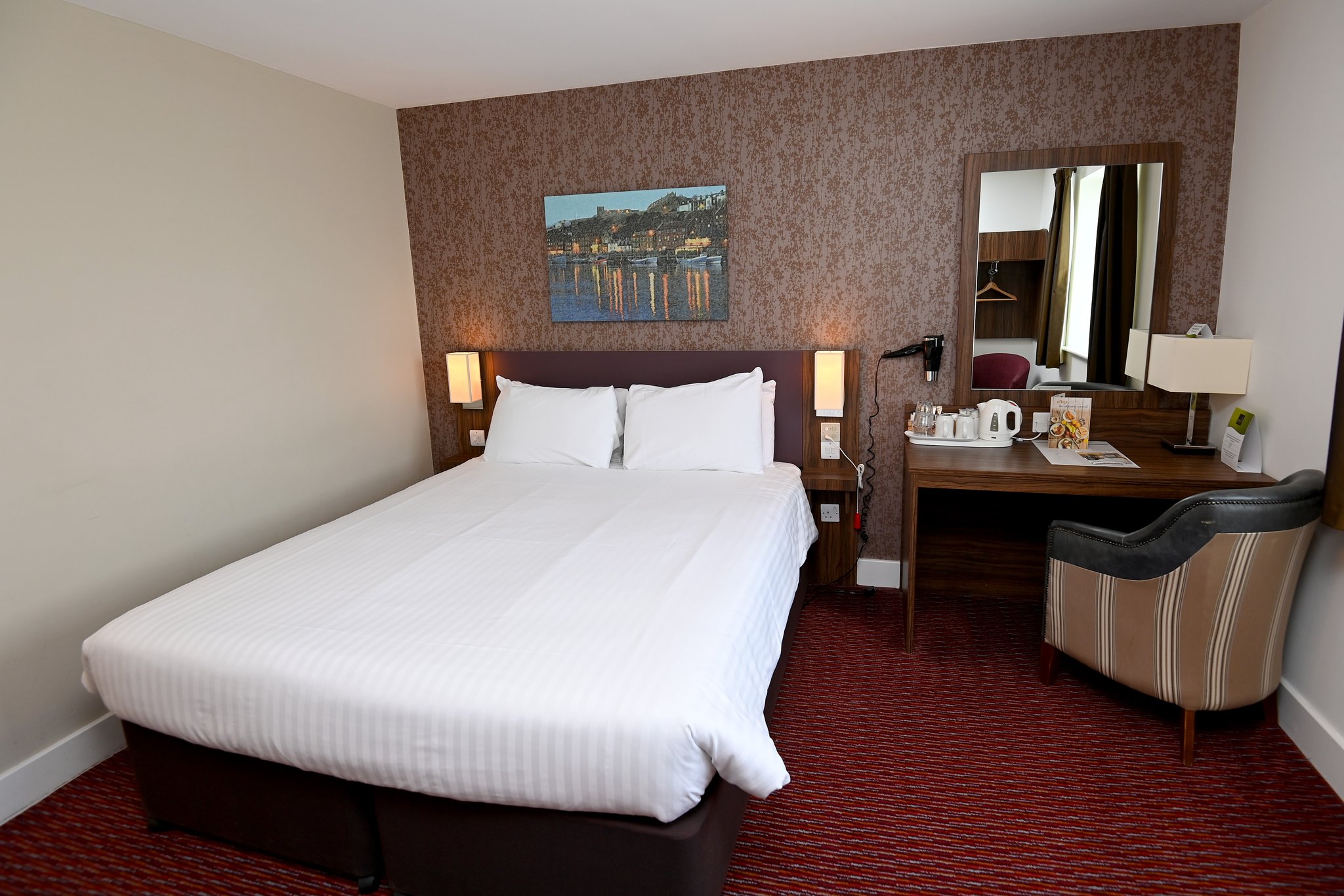 yxrjImvnrE2a2rxdEGfxA_Accessible_Double1_S