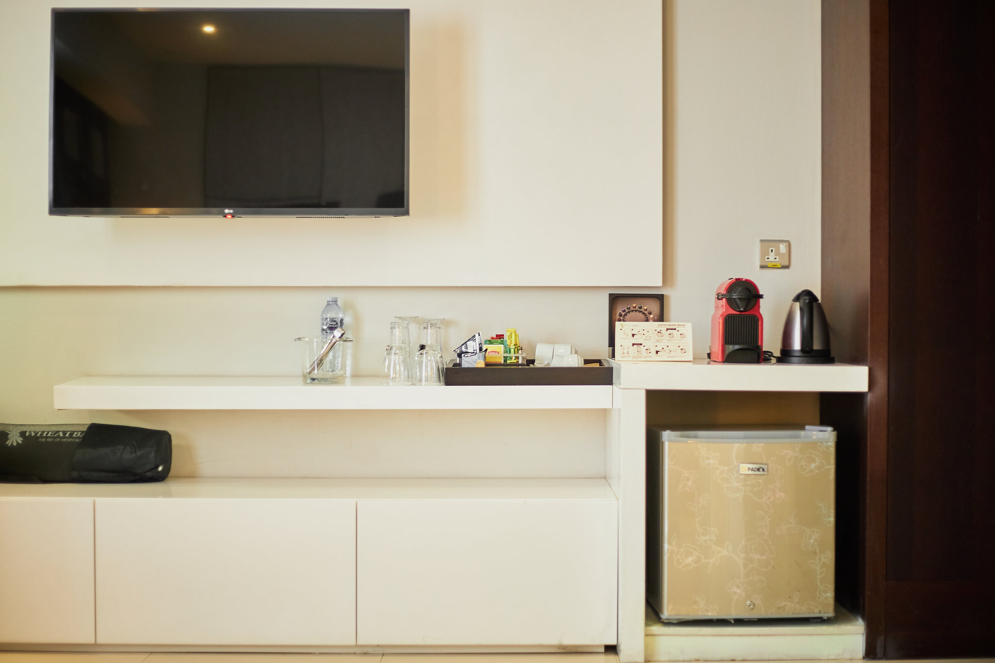 Coffee_Machine___Flavors_view_jpg_S