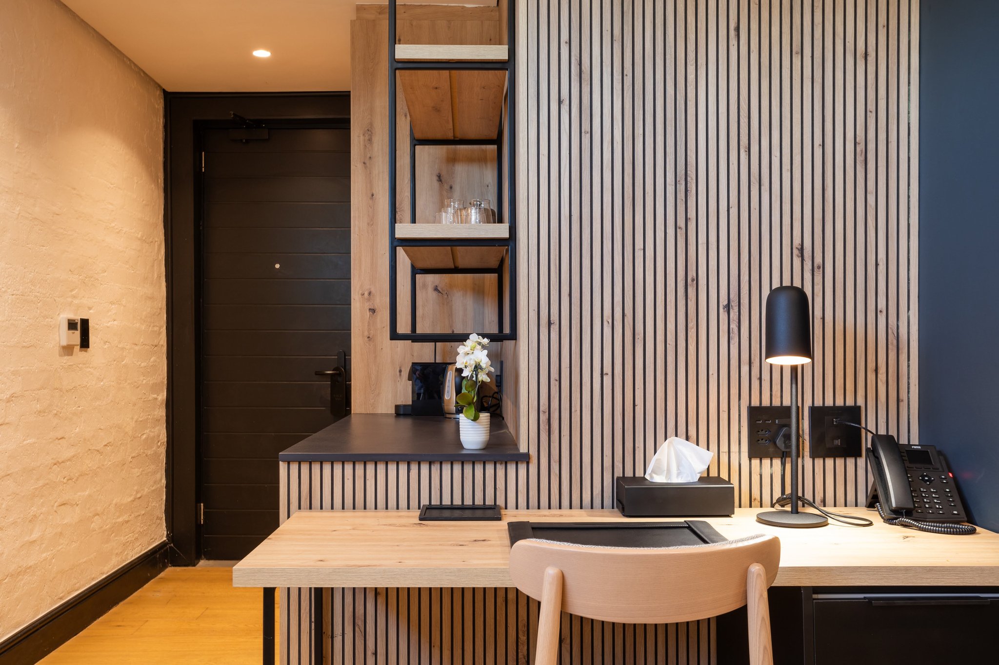 Executive_Room_(11)_S