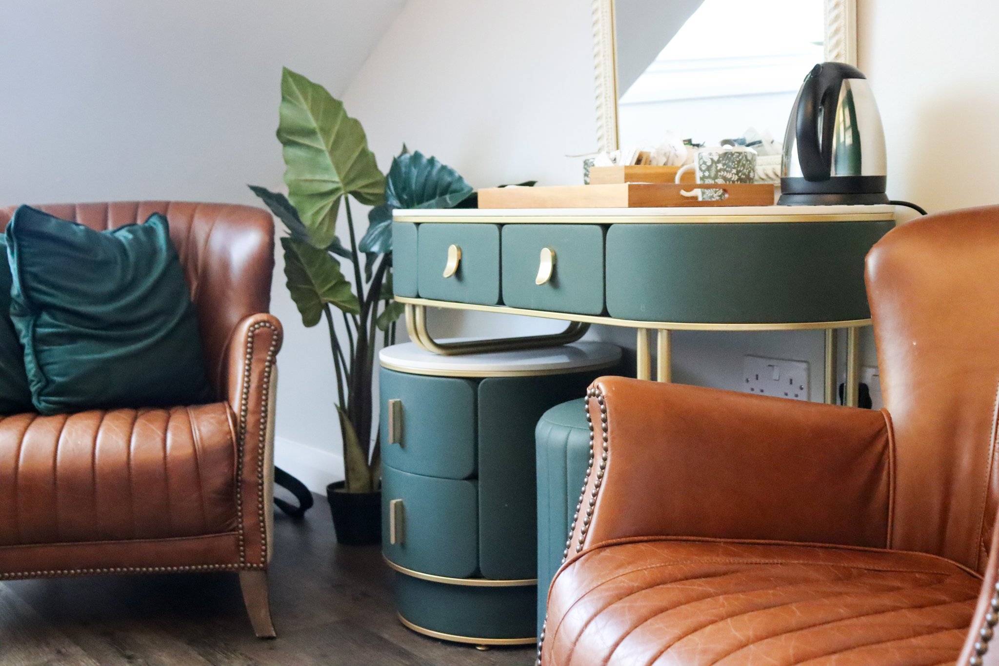 eavYb8gW0UykExY68EbfQ_Room_8_Superior_Superking_or_Twin-1_S