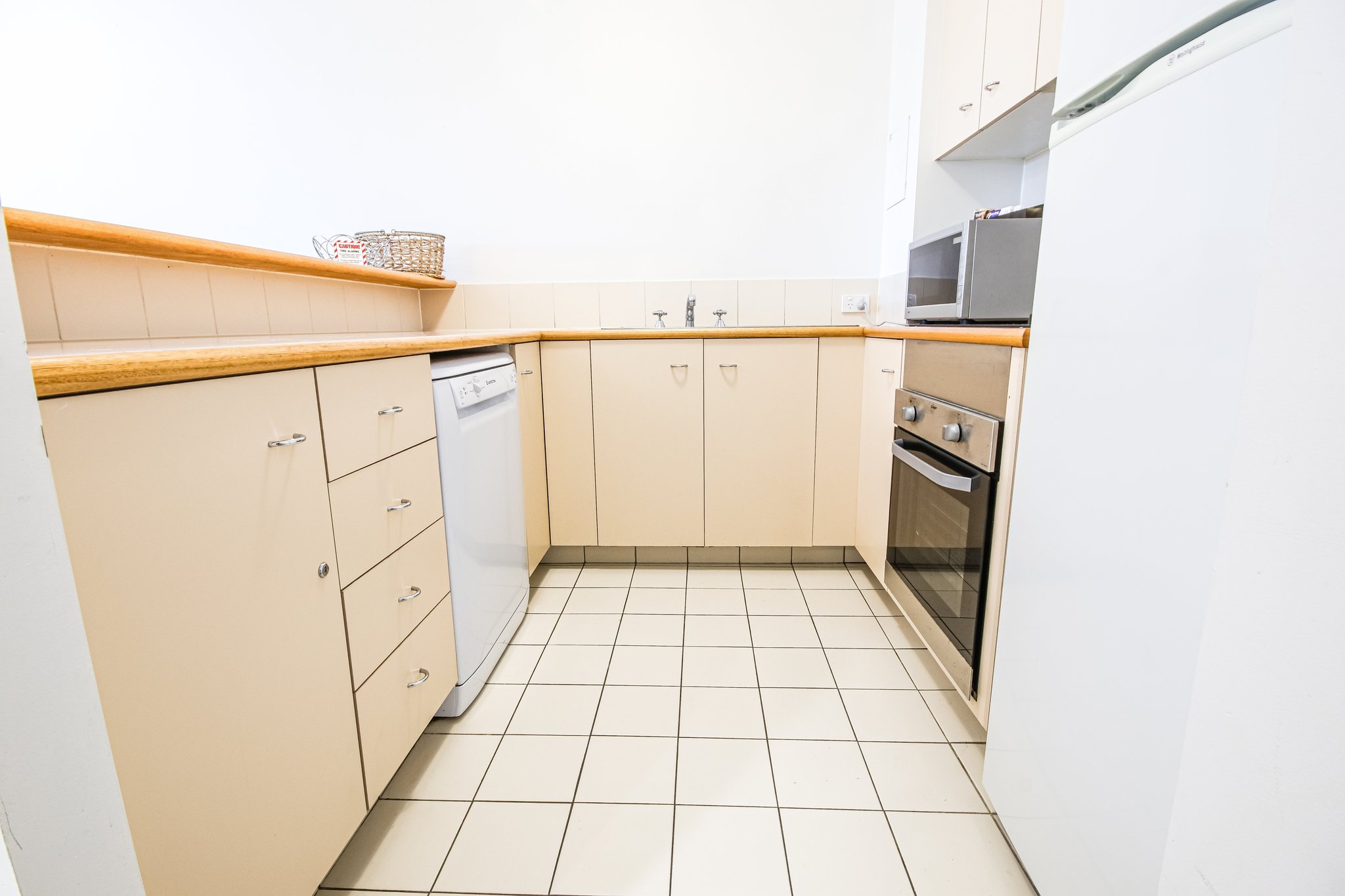 wCttifagm0aTQAVxG1xYw_Kitchen_-_809_S