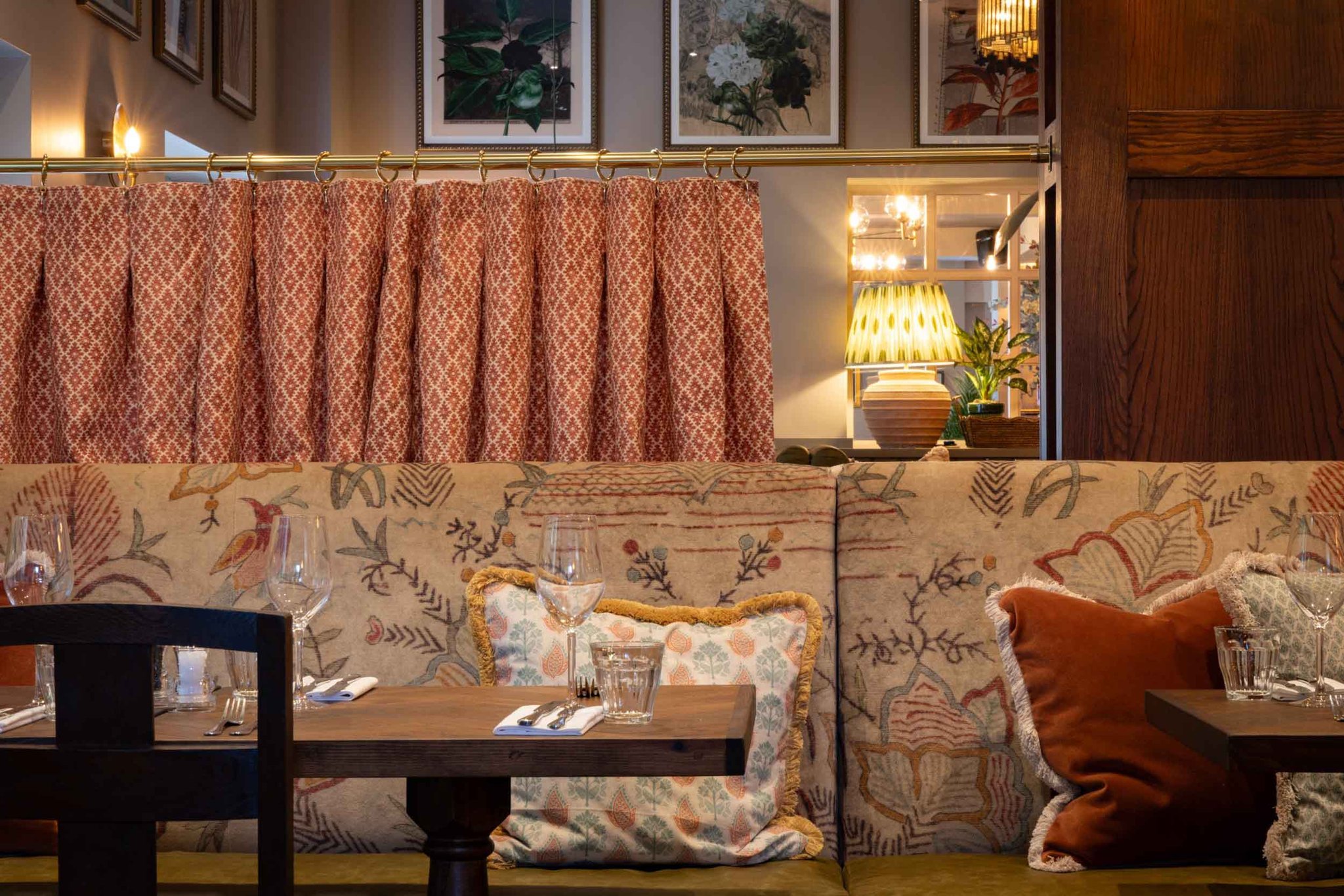 the-ragged-robin-godalming-bar-restaurant-088_S