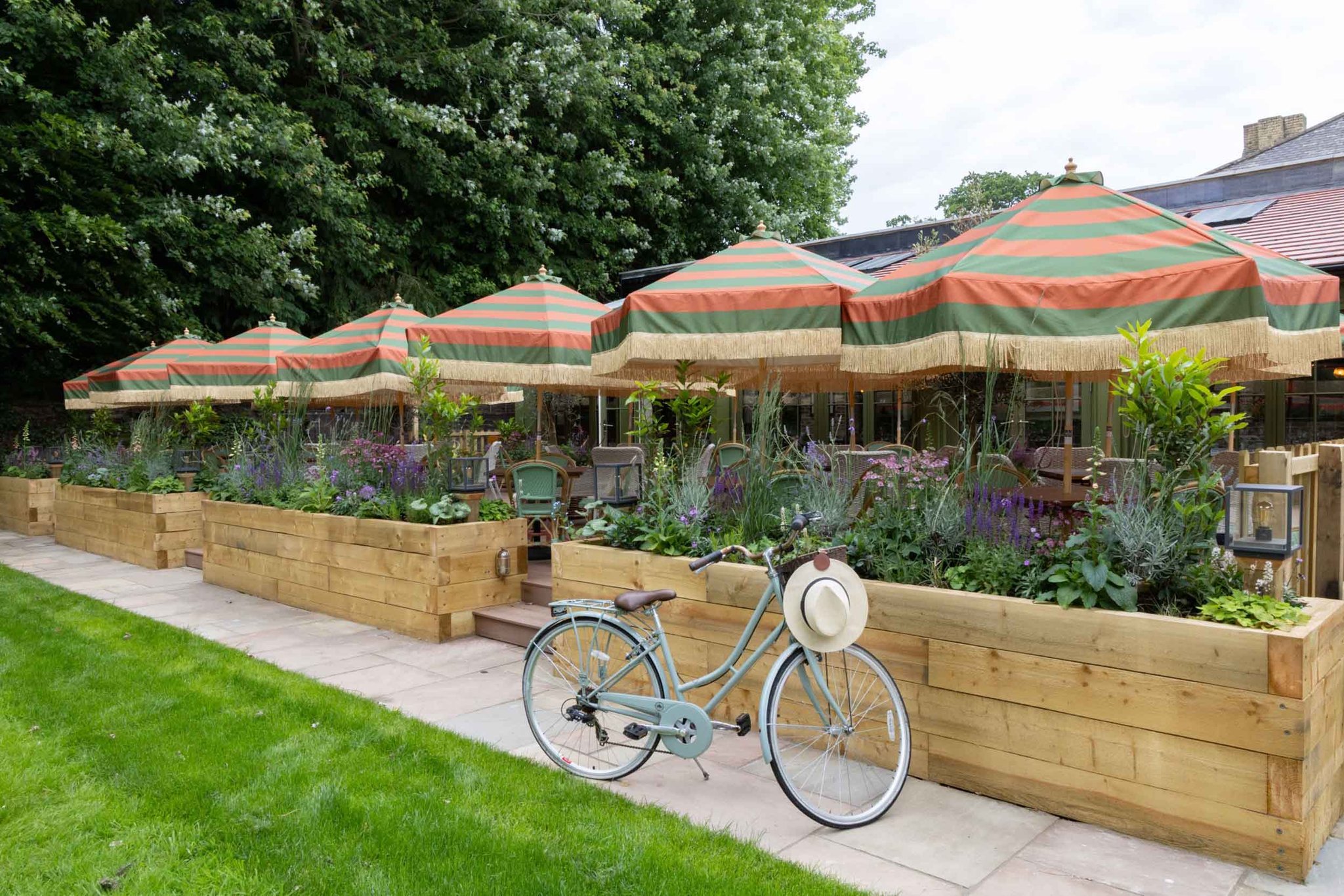 the-ragged-robin-godalming-exterior-003_S