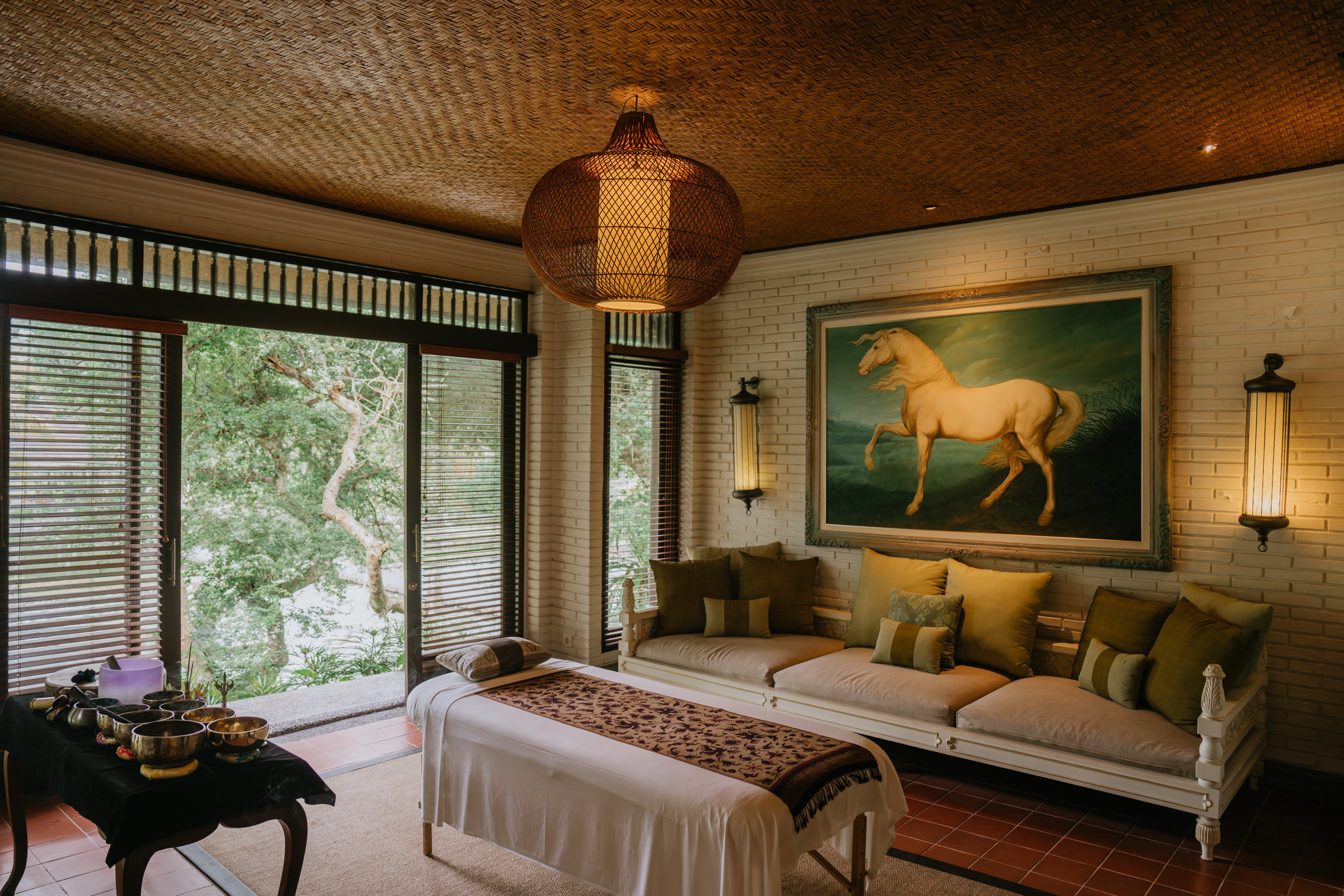 iZKxYsfdESUNBoWUf3VIA_Spa_Suite_S