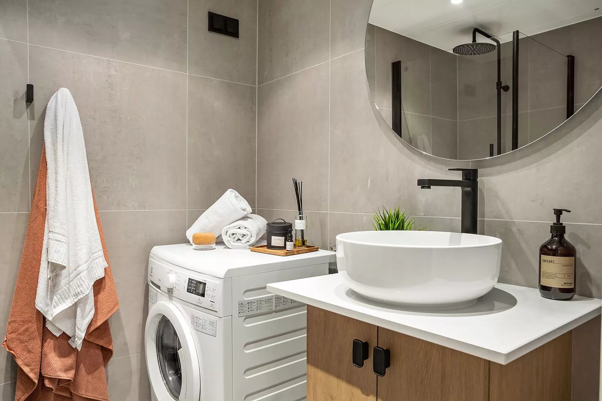 Two_Bedroom_Superior_Three_Persons_Bathroom_S