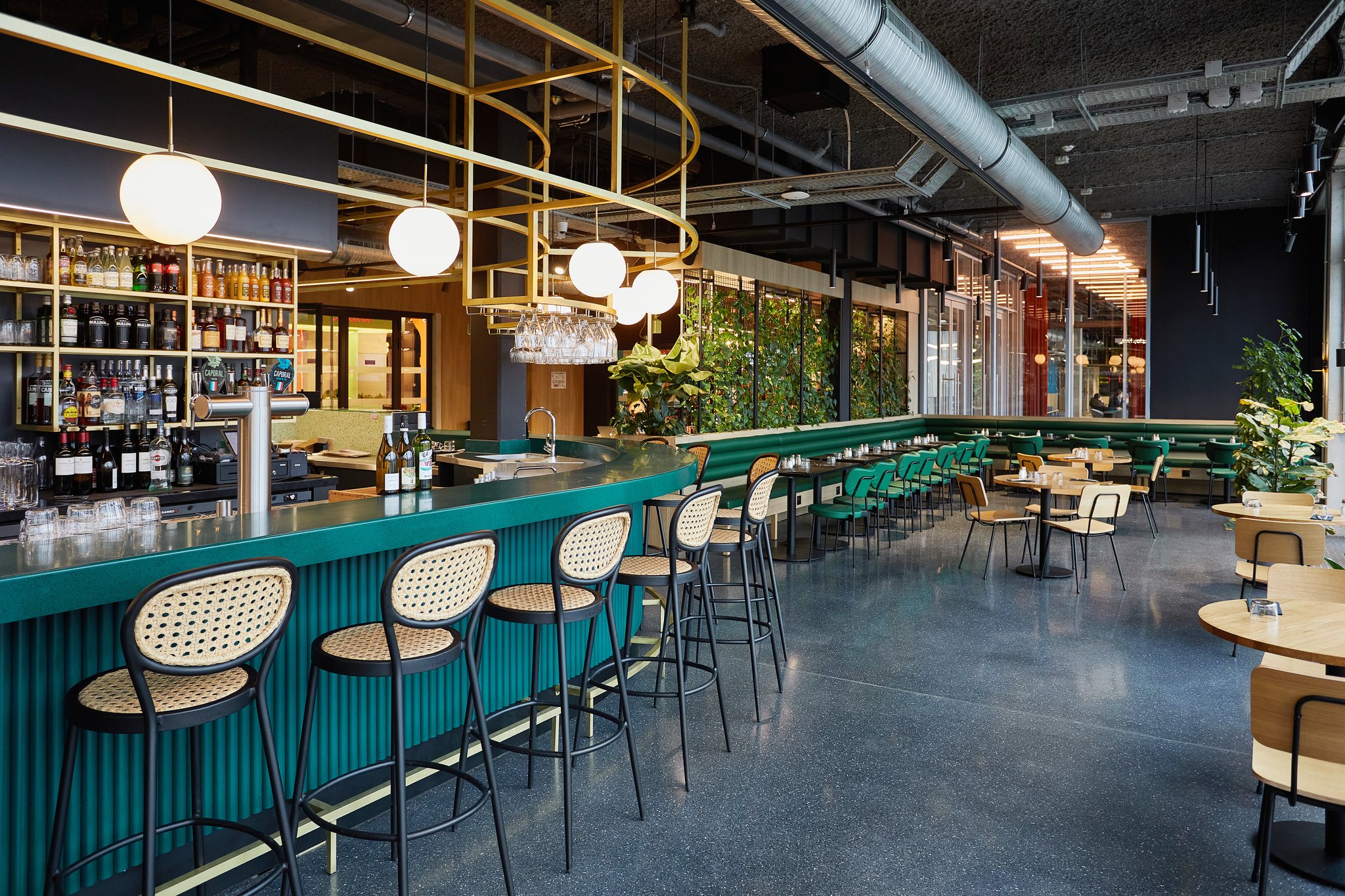 TheSocialHub_Toulouse_Interior_Workcaf__2023_001_S