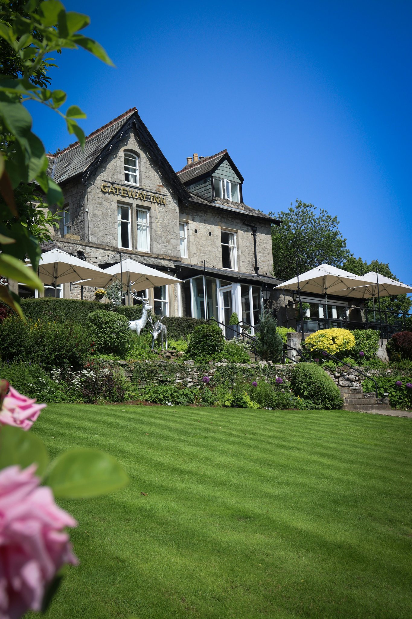 9abg0ev4UuBOig86m6k1w_Gateway_outdoor_IMG_2415_S