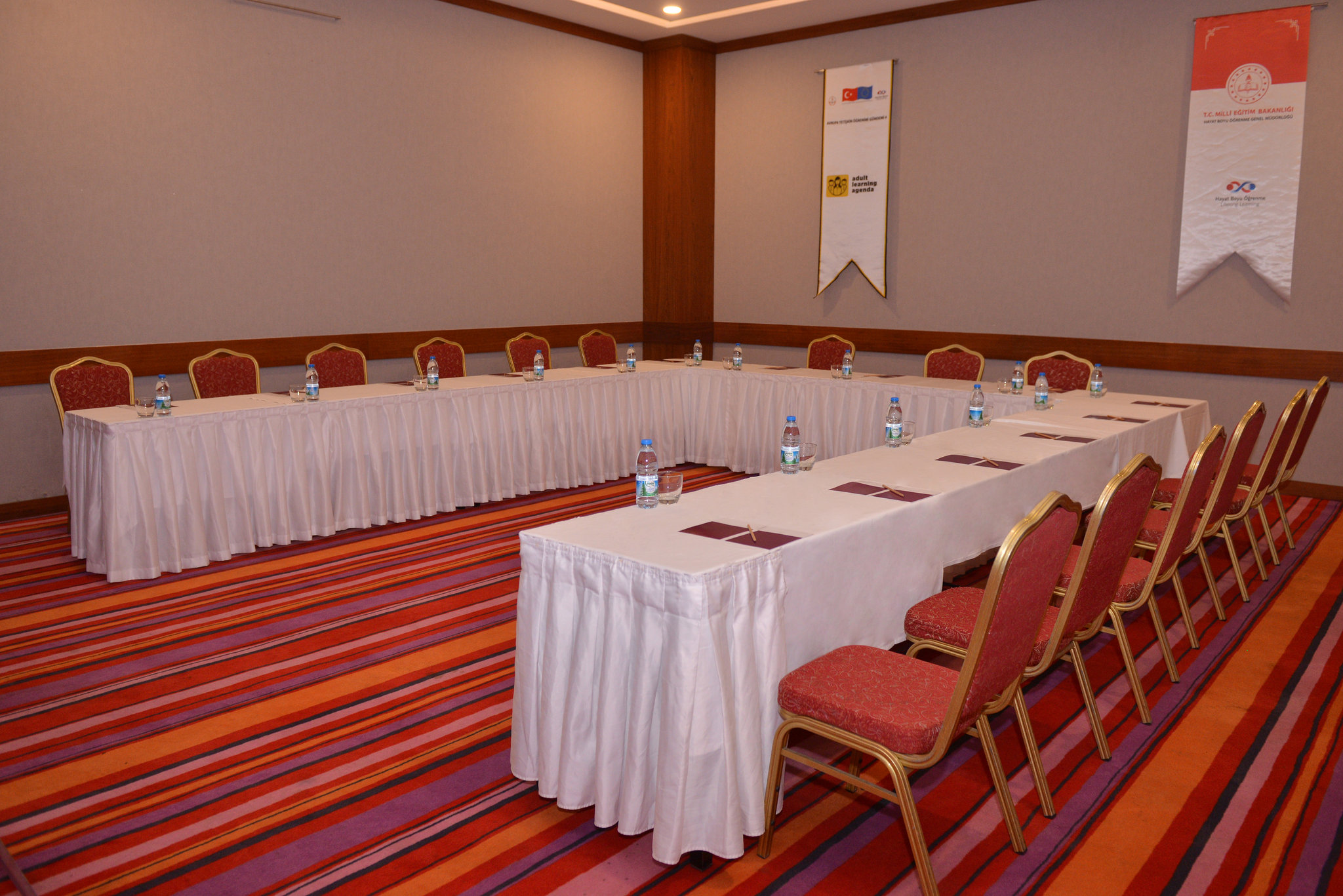 Conference_Room_S