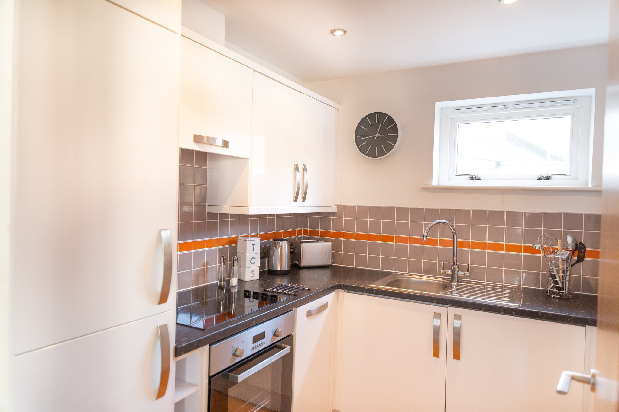 One_Bedroom_Apartment_(2)_S