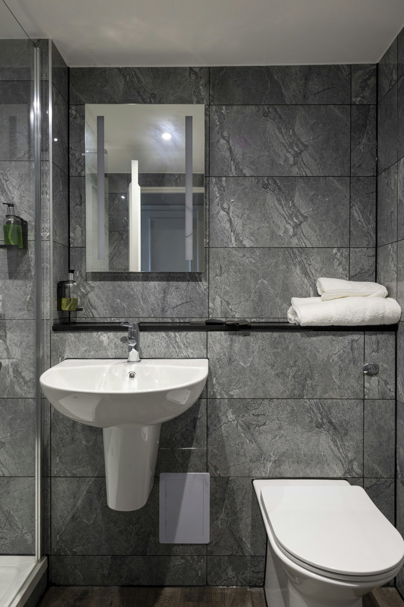 Be1vfl5MpkuLxw6atvQRhQ_Superior_Family_(3)_S