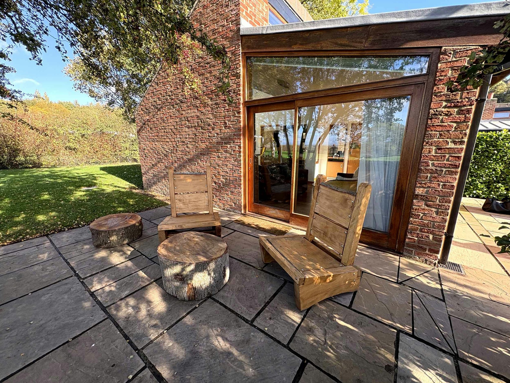 cI6JkTxU1ES3LTOWGzx2g_Garden_Room_2_S