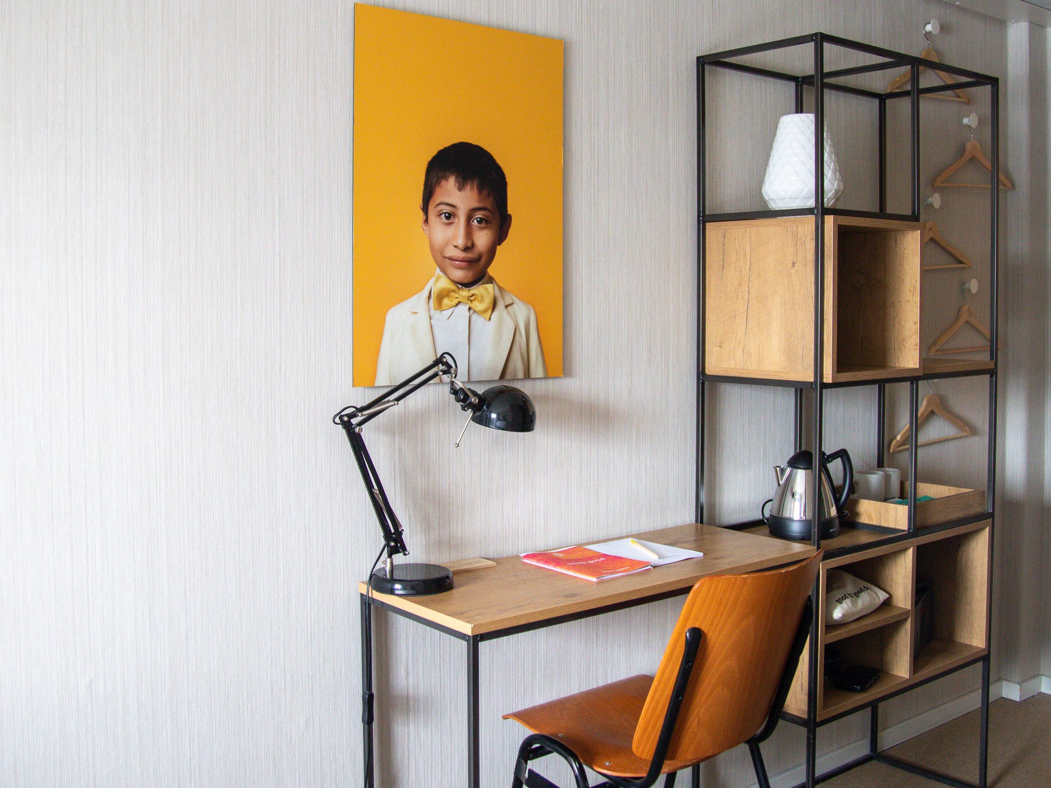 Room_Desk_all_Good_Rooms_S