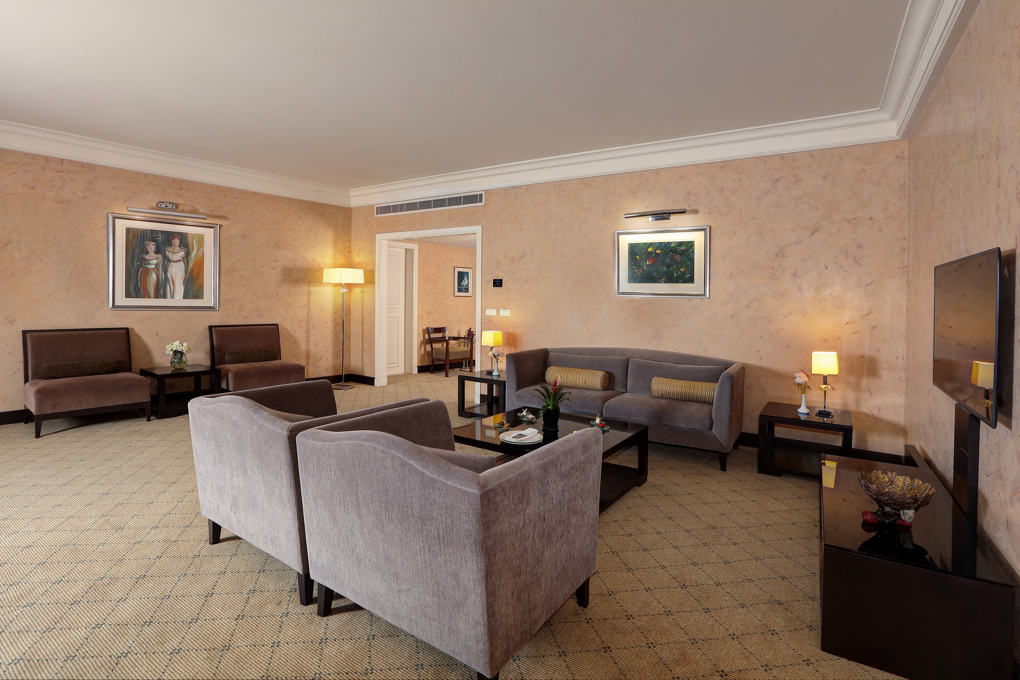 Three_Bedroom_Appartment_-3BA-salon_S