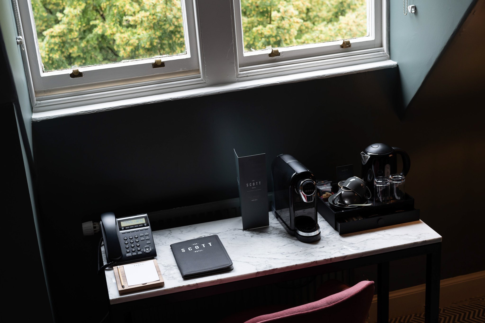 pYYNMQymkmDt2fF57l28w_Classic_Room_Detail_S