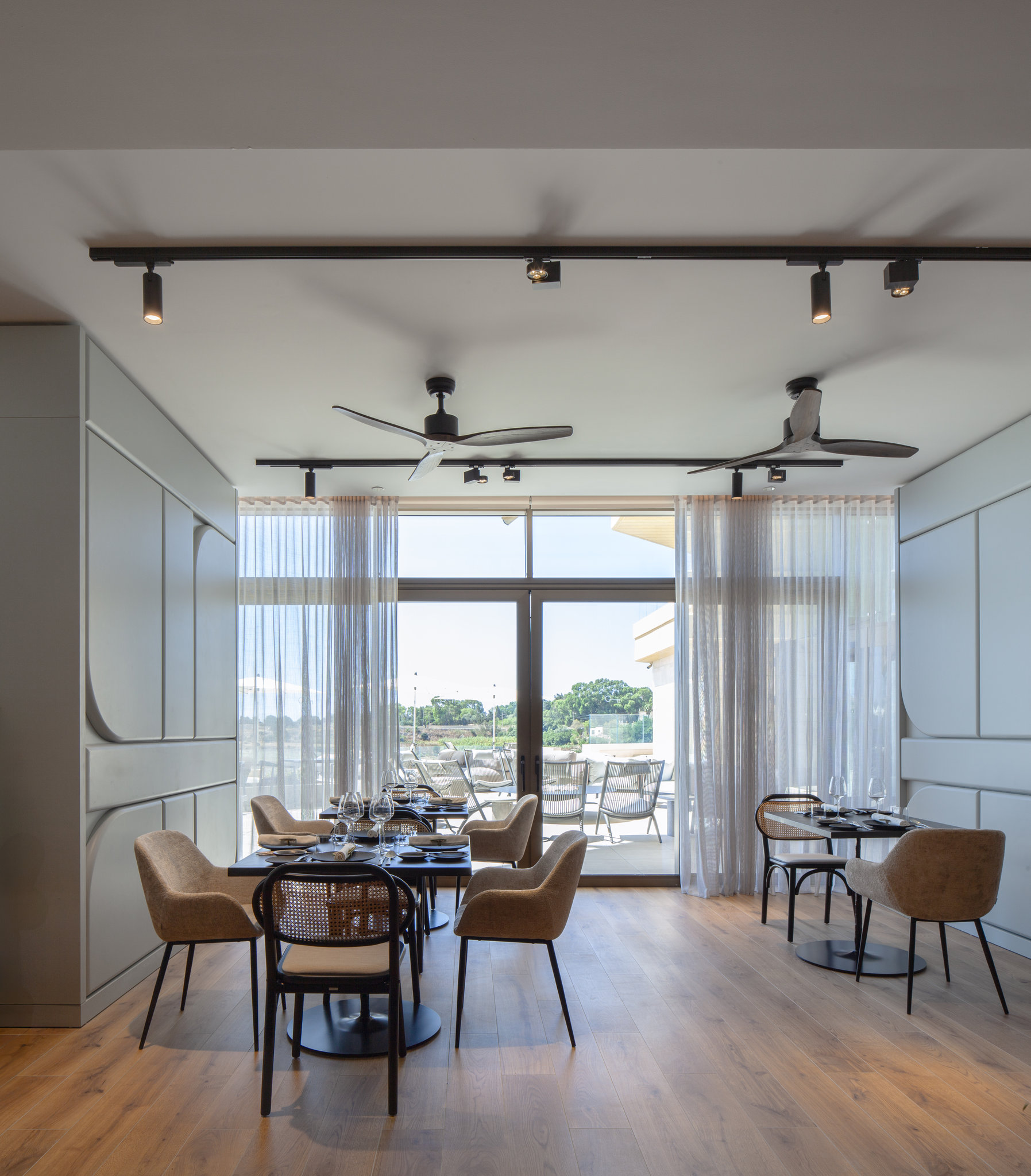 Verdala_Wellness_Hotel_-_Dining_-_The_Griffin_Brasserie_(_S