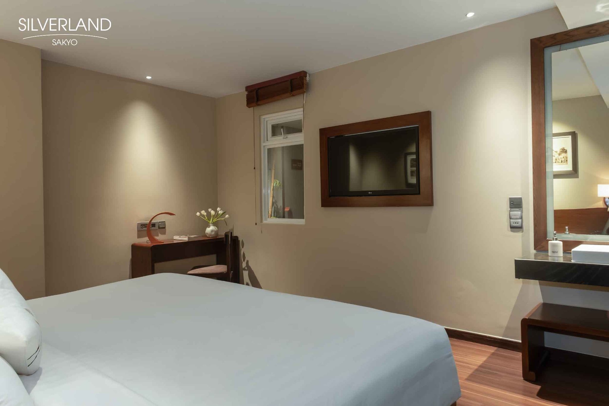 Symphony_Deluxe_(1)_S