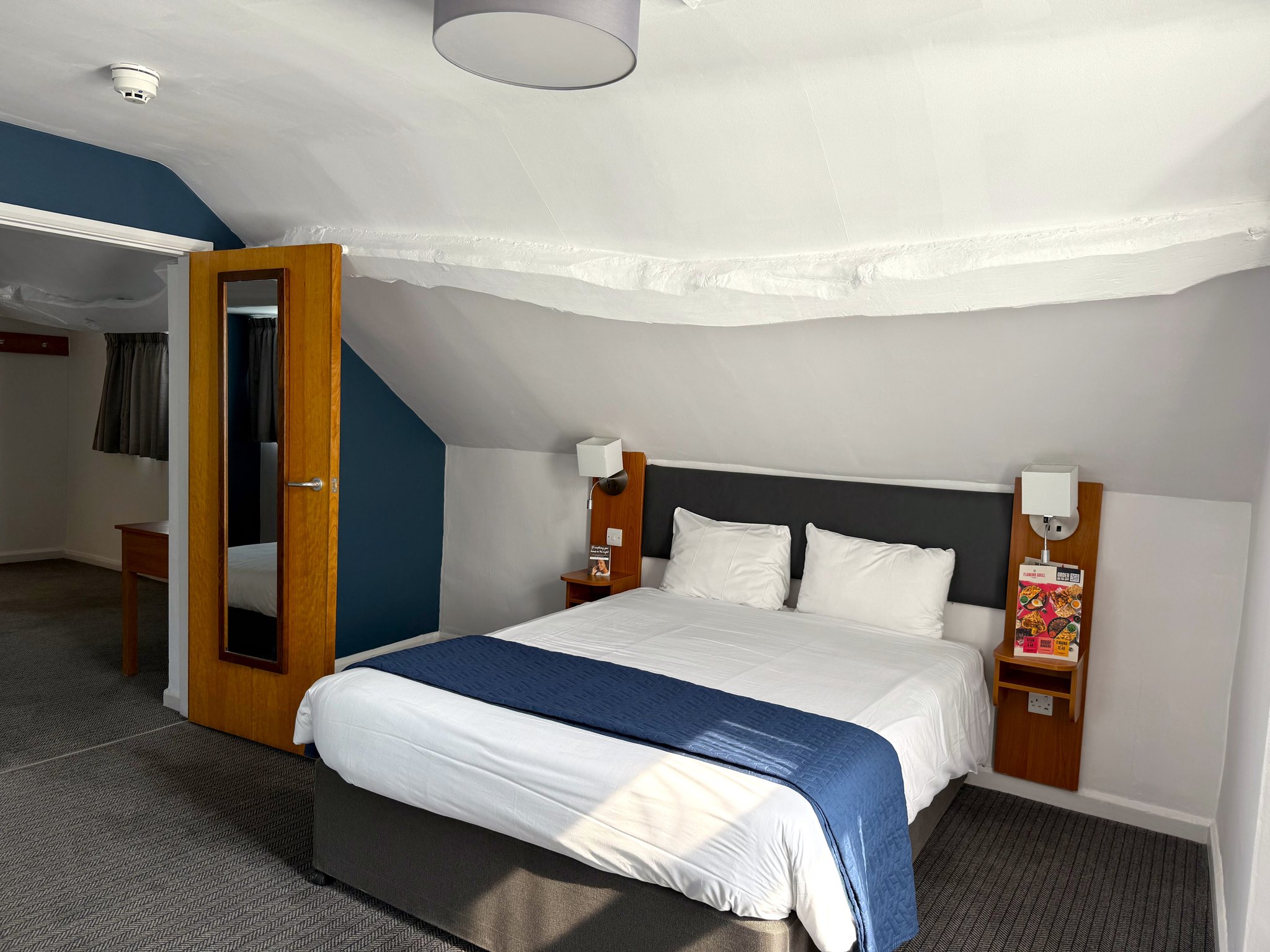 6758_DB_FG_Bowman_Hucknal_Venue_2025_024_S