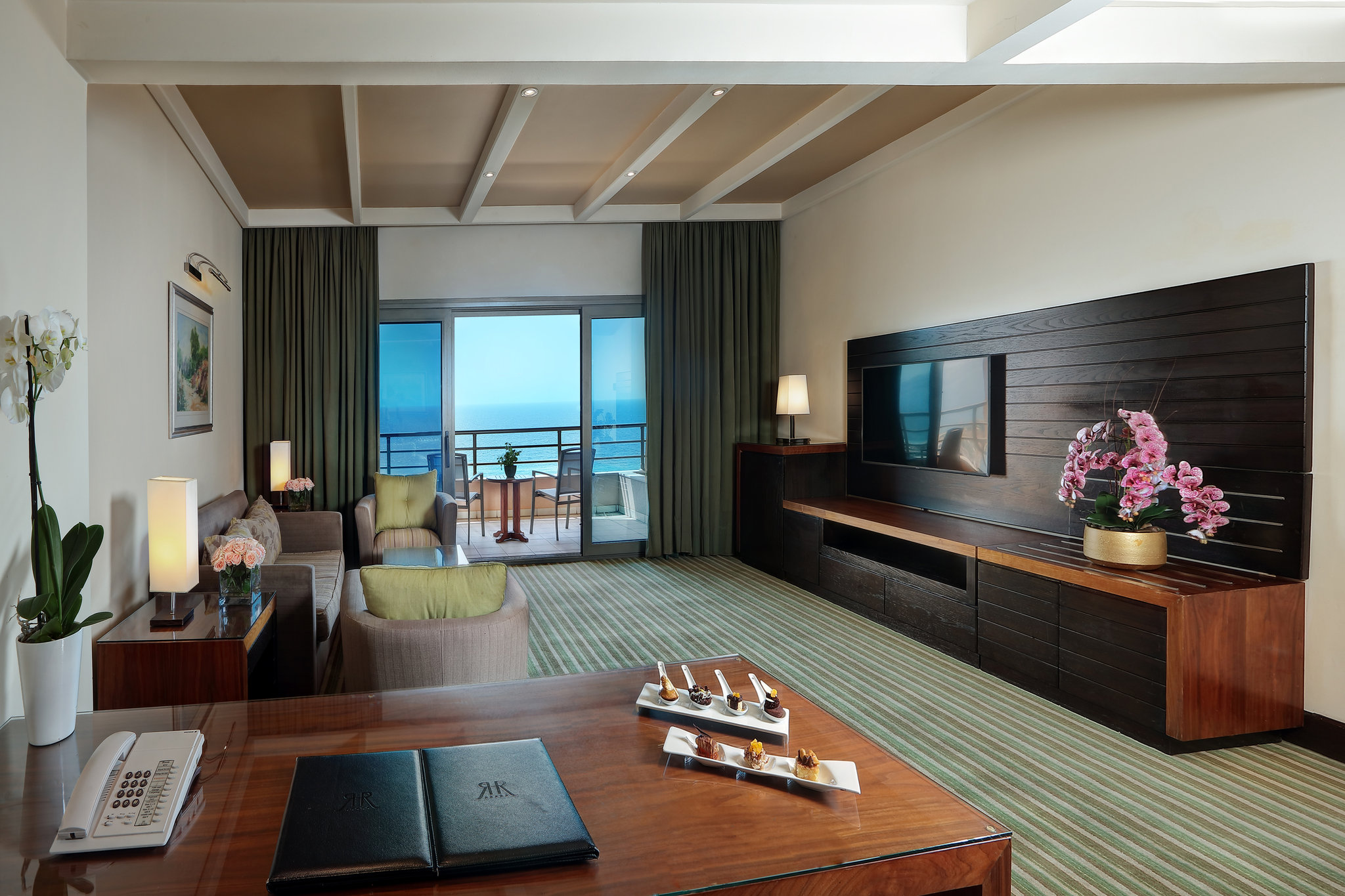 Junior_Suite-JNR-salon_S