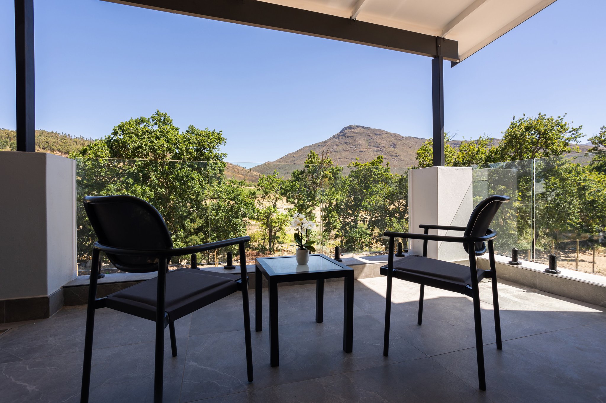 Standard_room_balcony_(4)_S